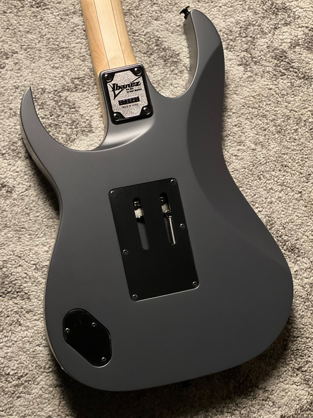 Ibanez RG550-GRF in Black Flat