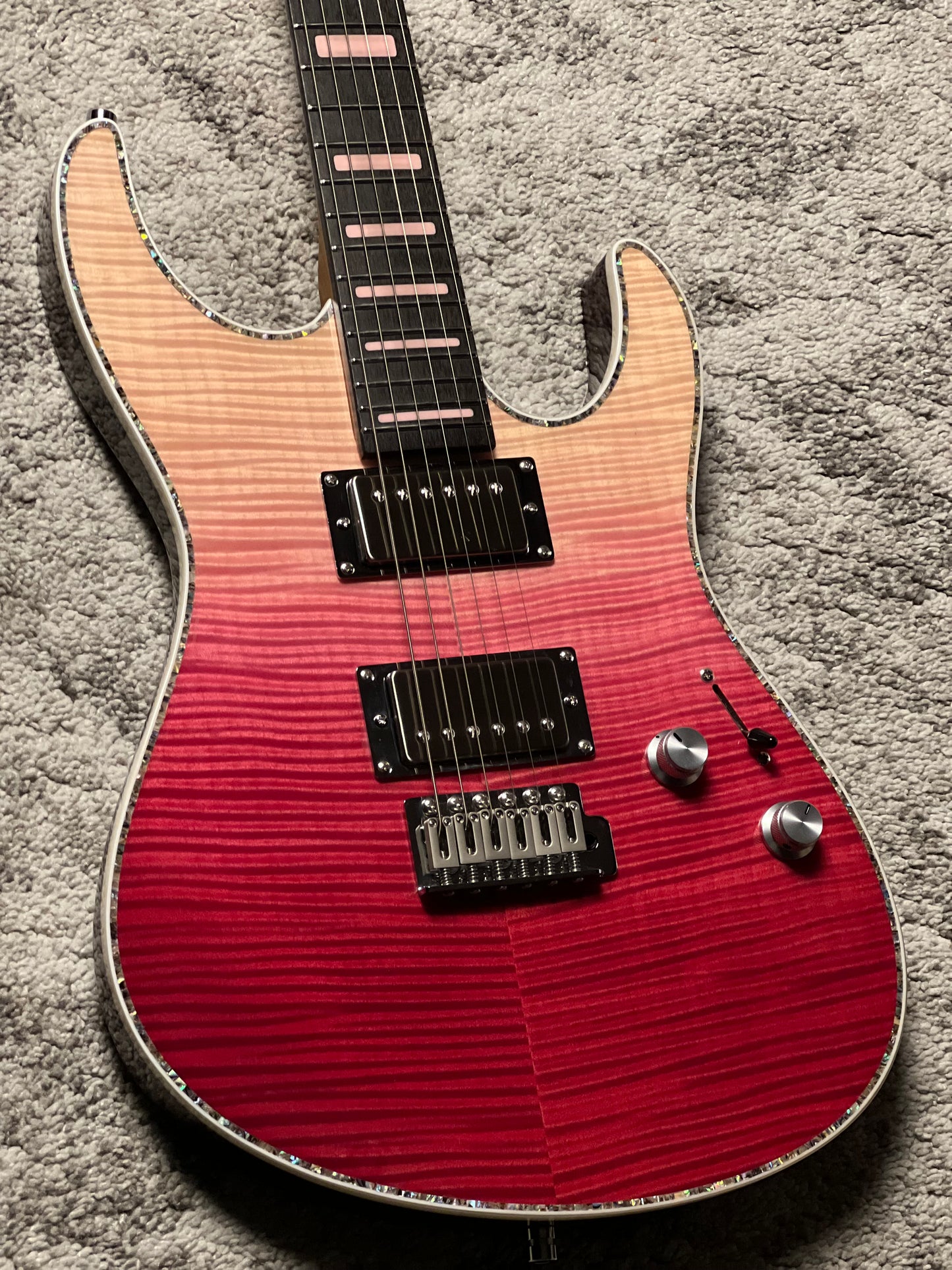 Dhatarattha Custom DST HH Flame in Magenta Surf with Rosewood FB