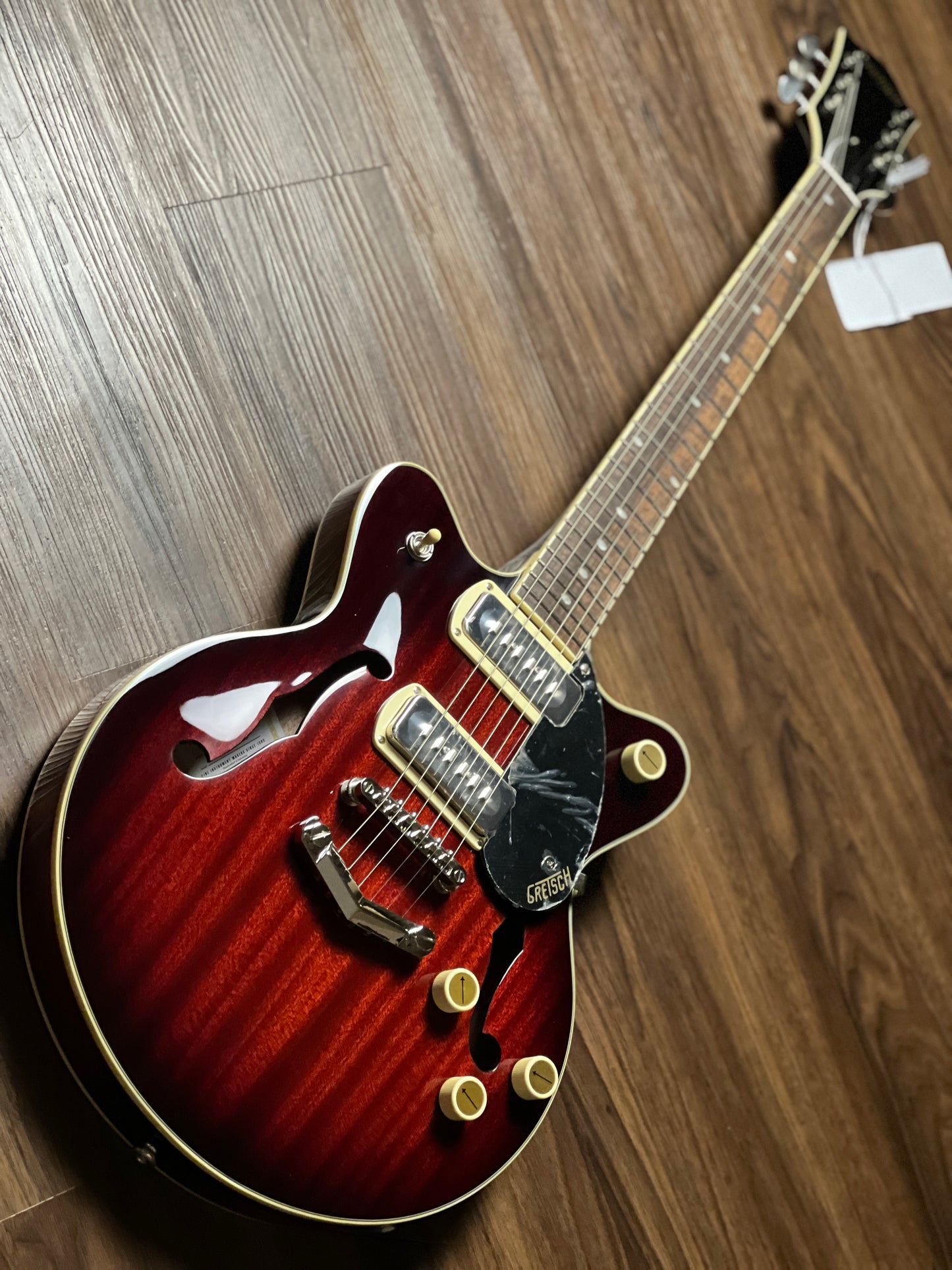 Gretsch G2622-P90 Streamliner Center Block Double-Cut with Laurel FB in Claret Burst (USED)