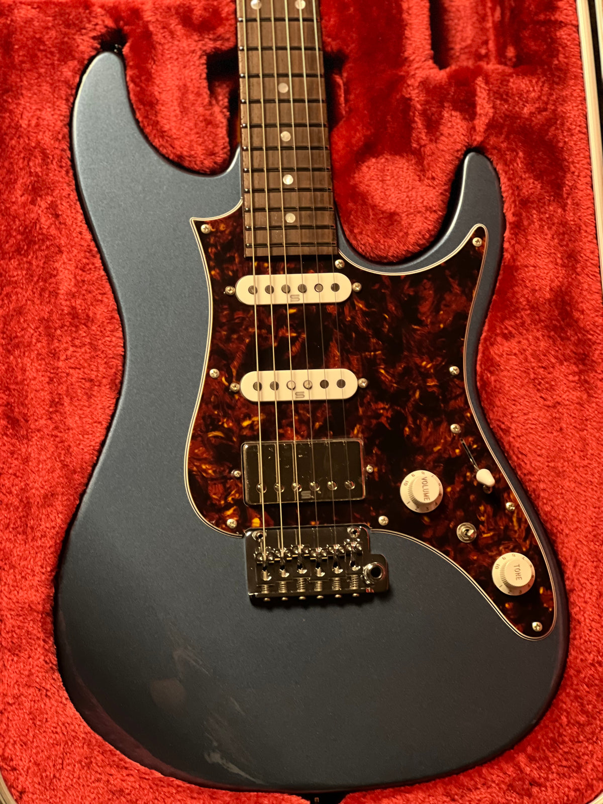Ibanez Prestige AZ2204N in Prussian Blue Metallic F2530007