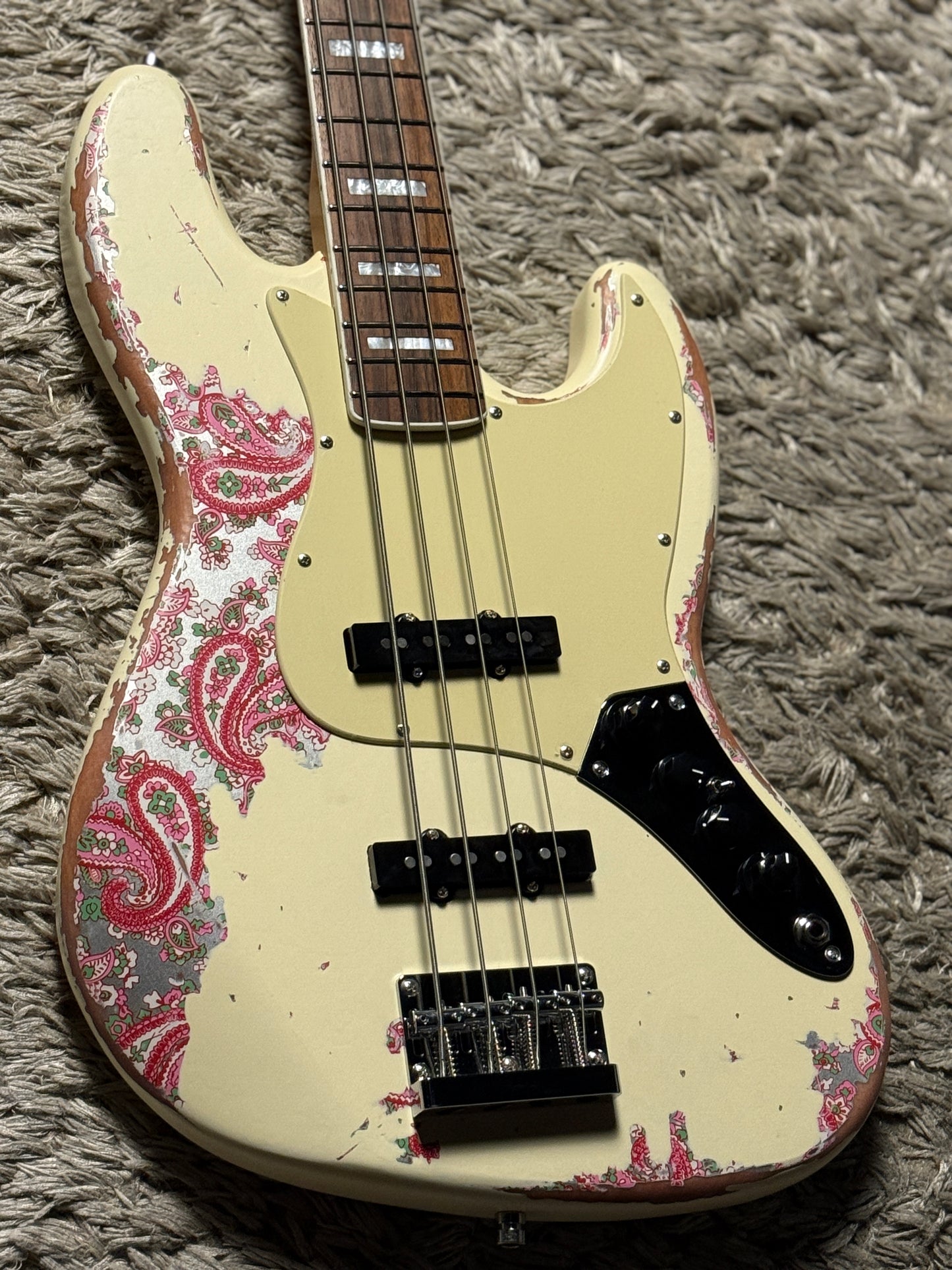 Dhatarattha Custom DEB 4 String Bass in Olympic White over Pink Paisley with RW FB with Nitrocellulose Lacquer Relic
