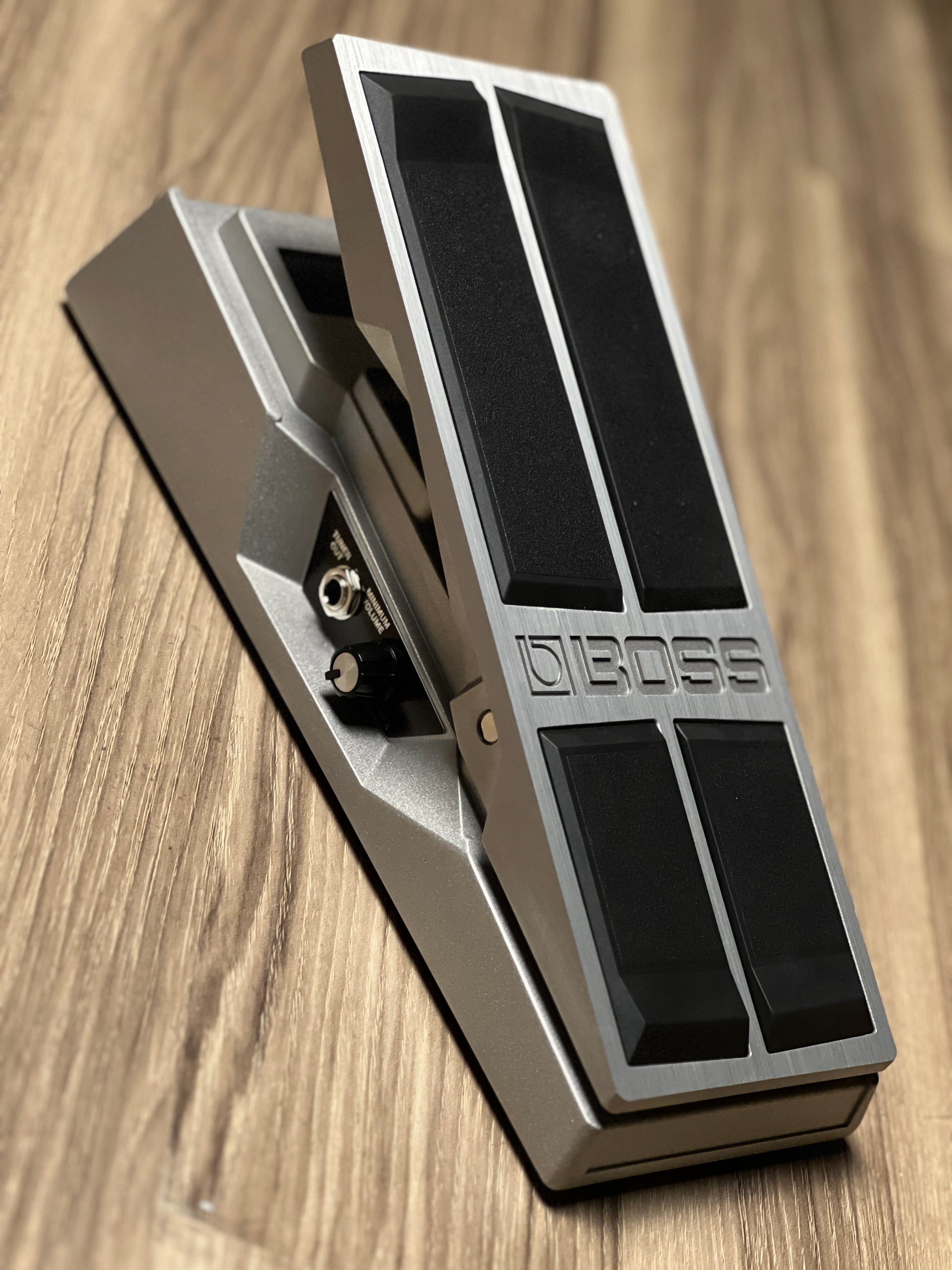 boss control pedal Boss FV-500H Foot Pedal Volume – nafiriguitar.com