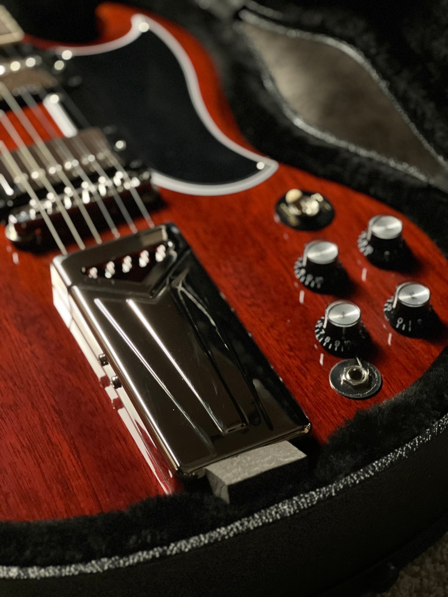 Gibson Jake Kiszka SG Standard w/Case in Faded Vintage Cherry 204860263