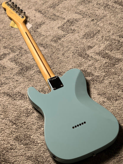 Fender FSR Collection Hybrid II Telecaster with RW FB in Daphne Blue JD23018075