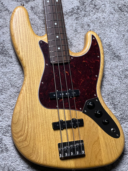 Fender MIJ Limited Jazz Bass Guitar with RW FB in Raw Ash Vintage Natural JD25010606