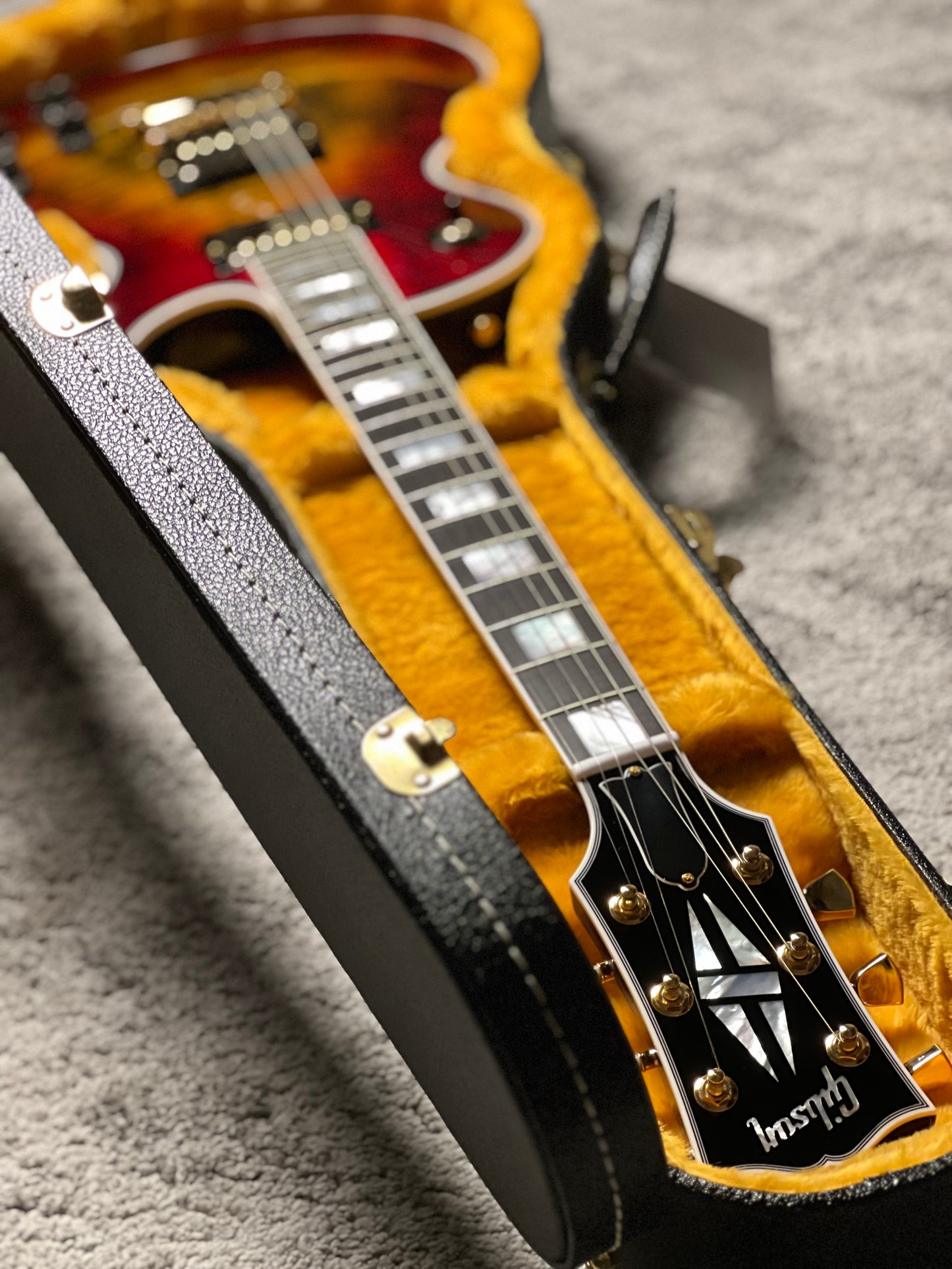 Gibson Custom Les Paul Axcess Custom Figured Top in Bengal Burst CS600464