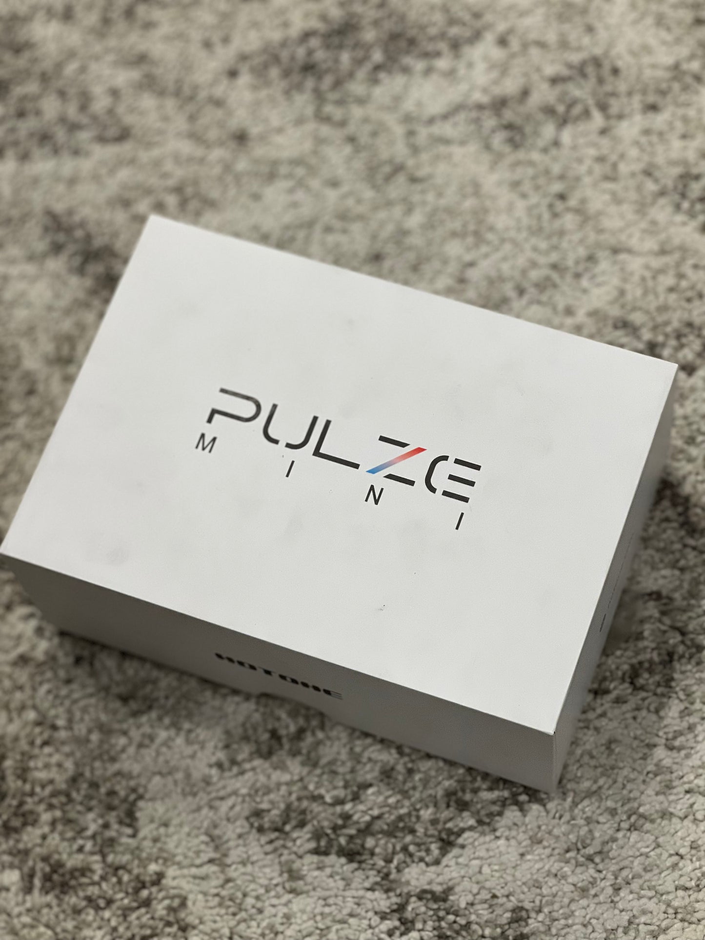 Hotone Pulze Mini BT Modeling Amplifier, White Edition