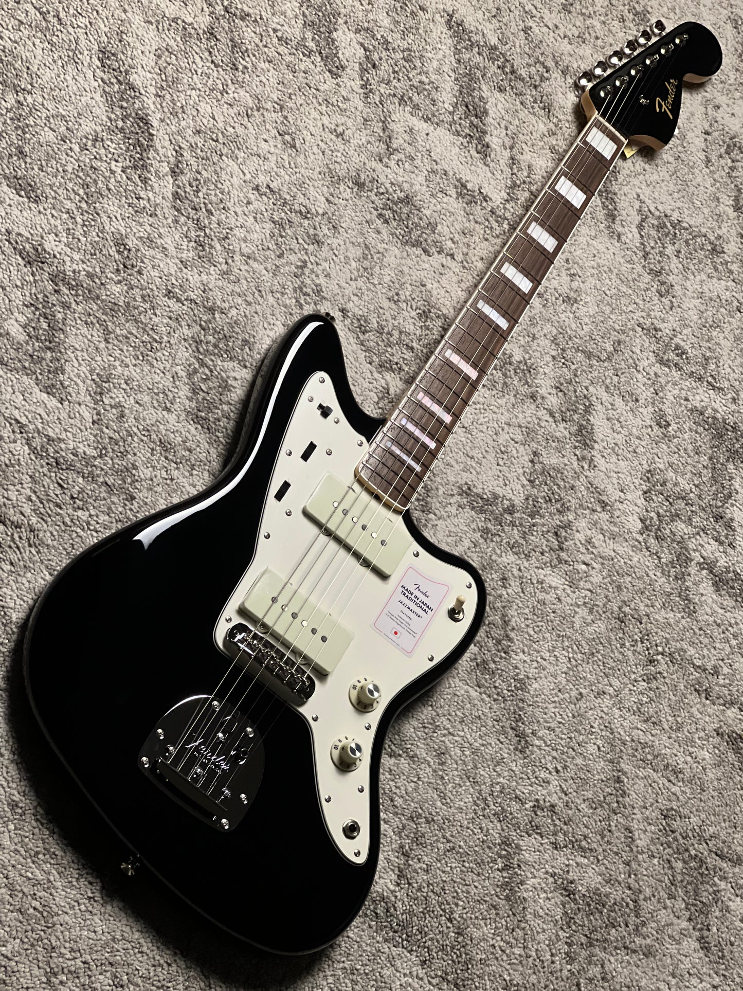 Fender Japan Traditional Late 60s Jazzmaster with RW FB in Black JD26002545
