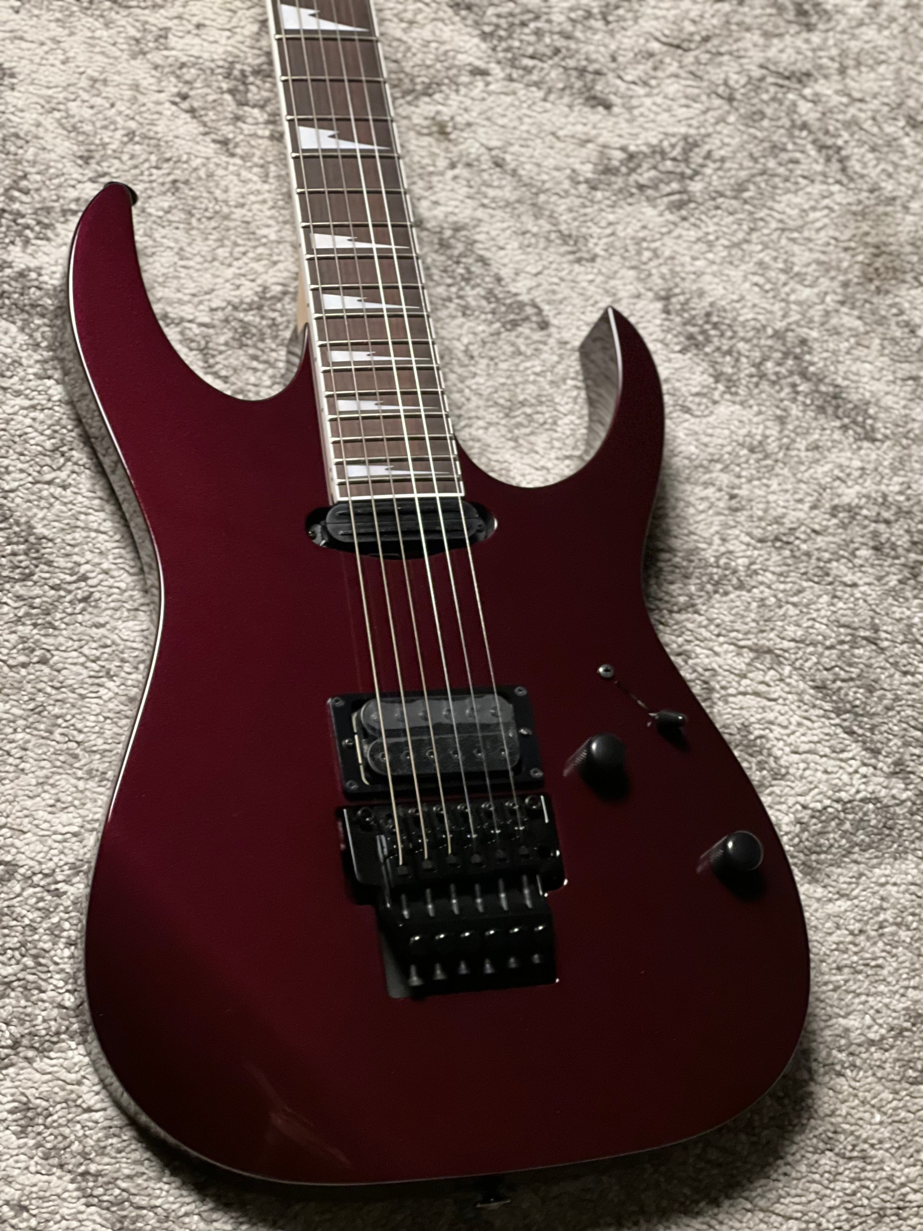 Ibanez RG565R Genesis Collection VK in Vampire Kiss Red