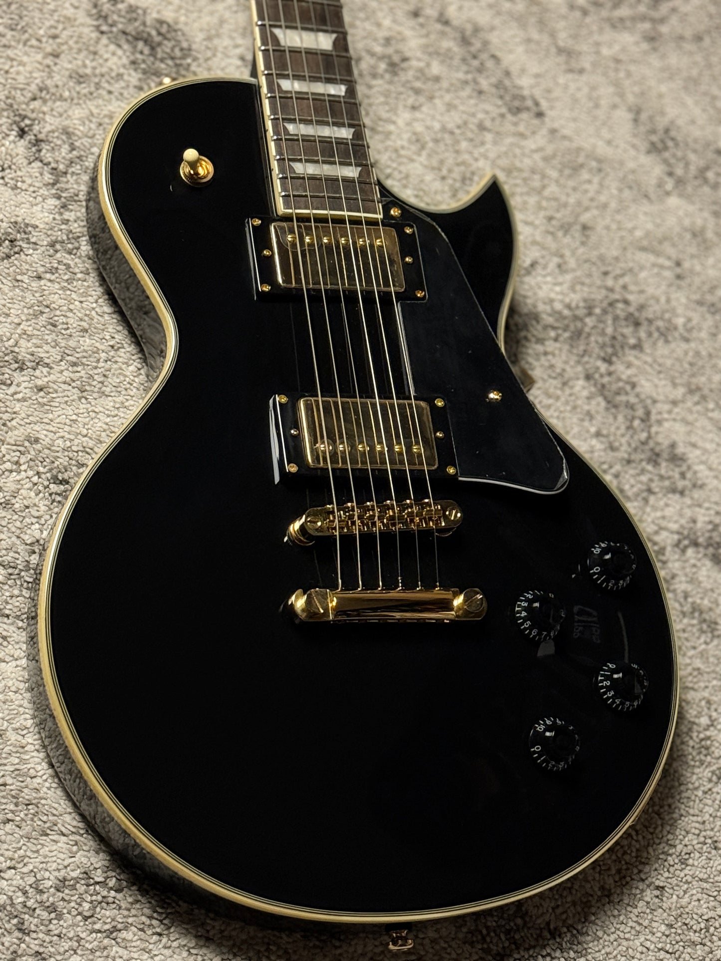 Sire Larry Carlton L7 in Black