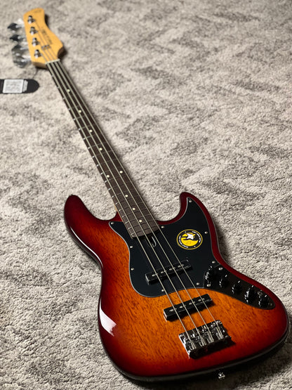 Sire Marcus Miller V3 4-String 2nd Gen in Tobacco Sunburst