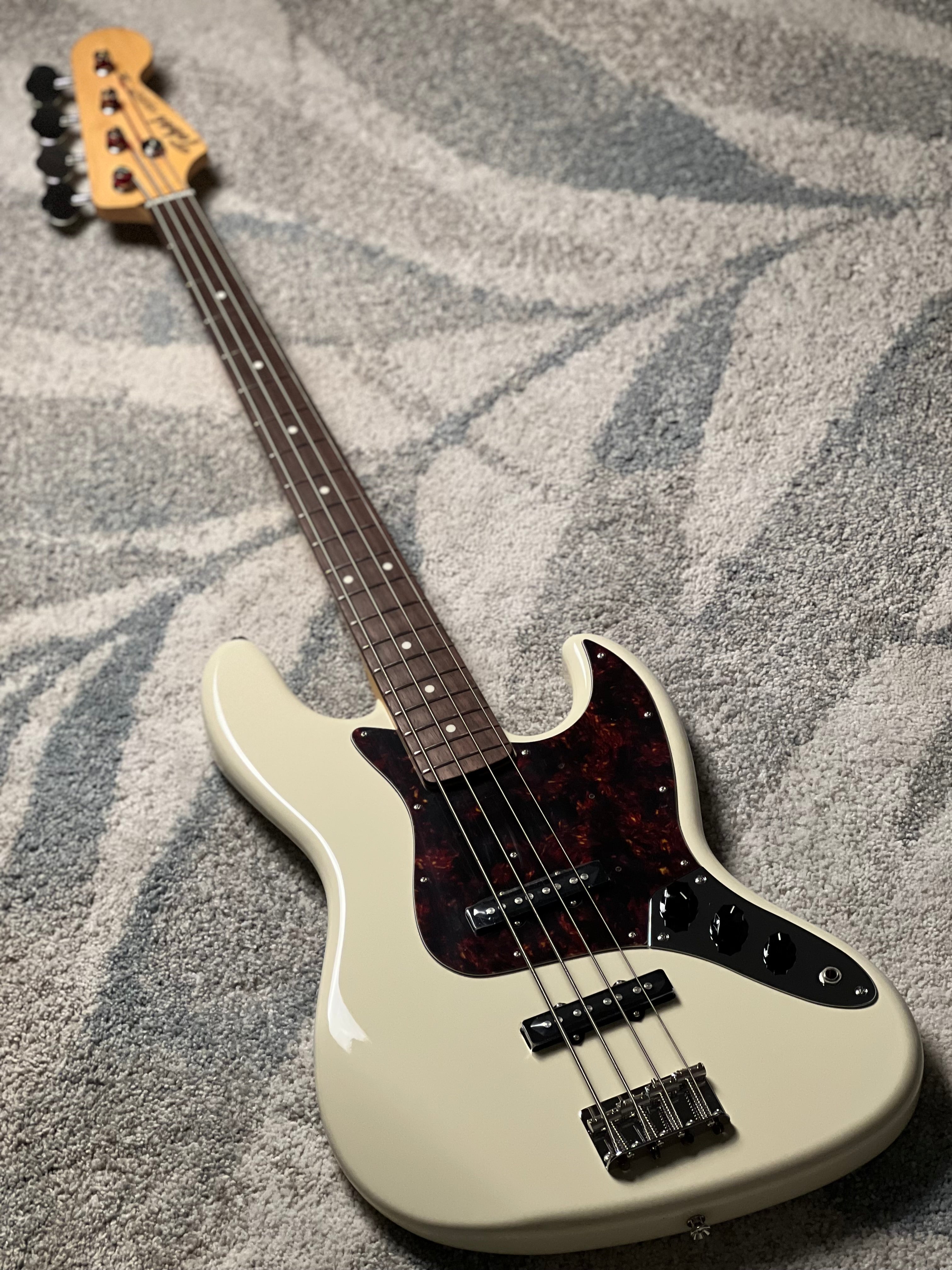 Tokai Bass – nafiriguitar.com