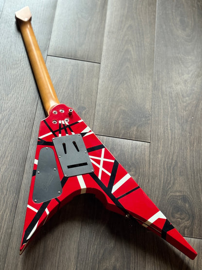 Dhatarattha Custom DHL V Headless in Red with Black and White Stripes with RW FB