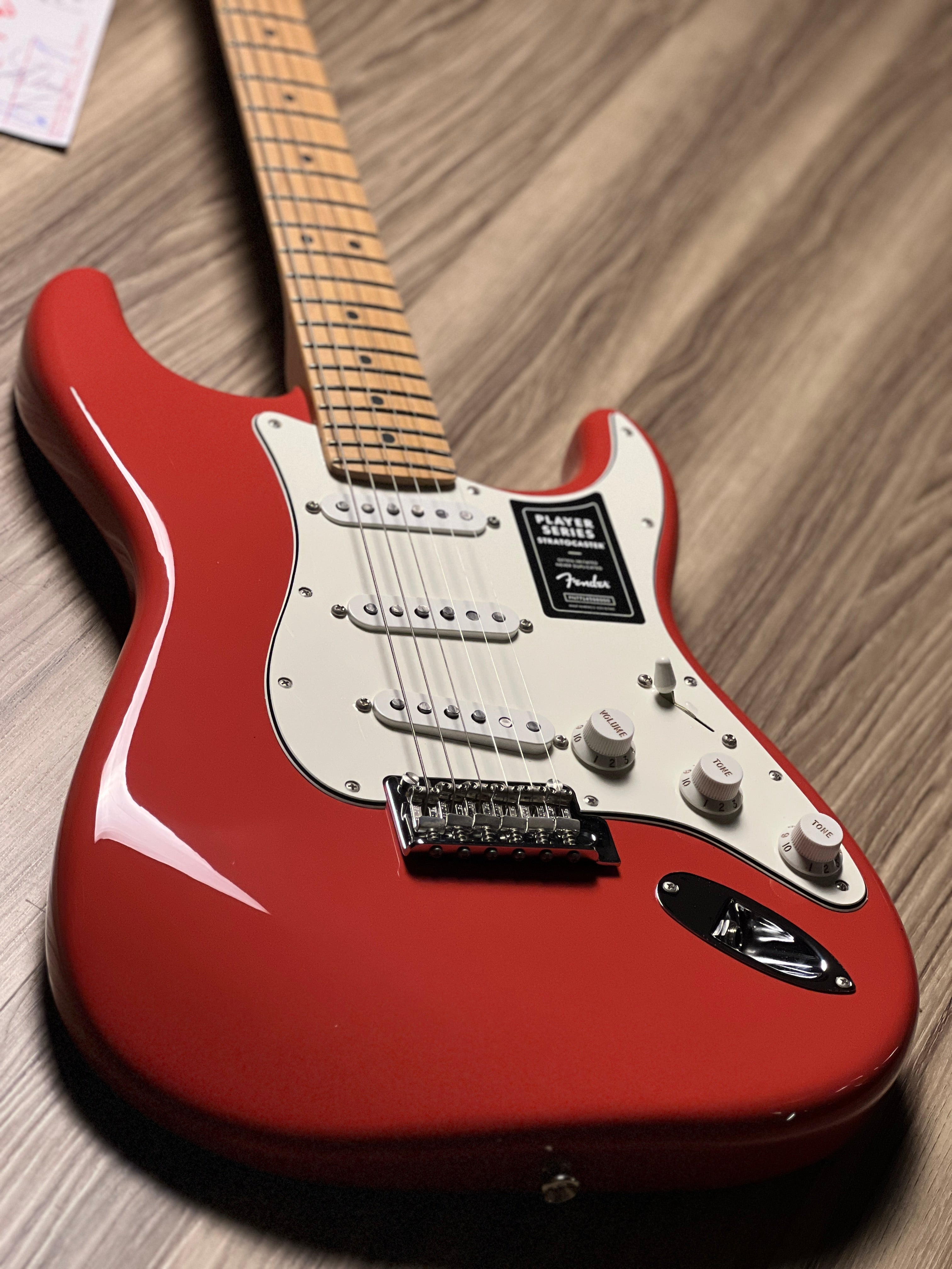 Fender FSR Player Stratocaster Fat 50s with Roasted Maple FB in Fiesta –  nafiriguitar.com