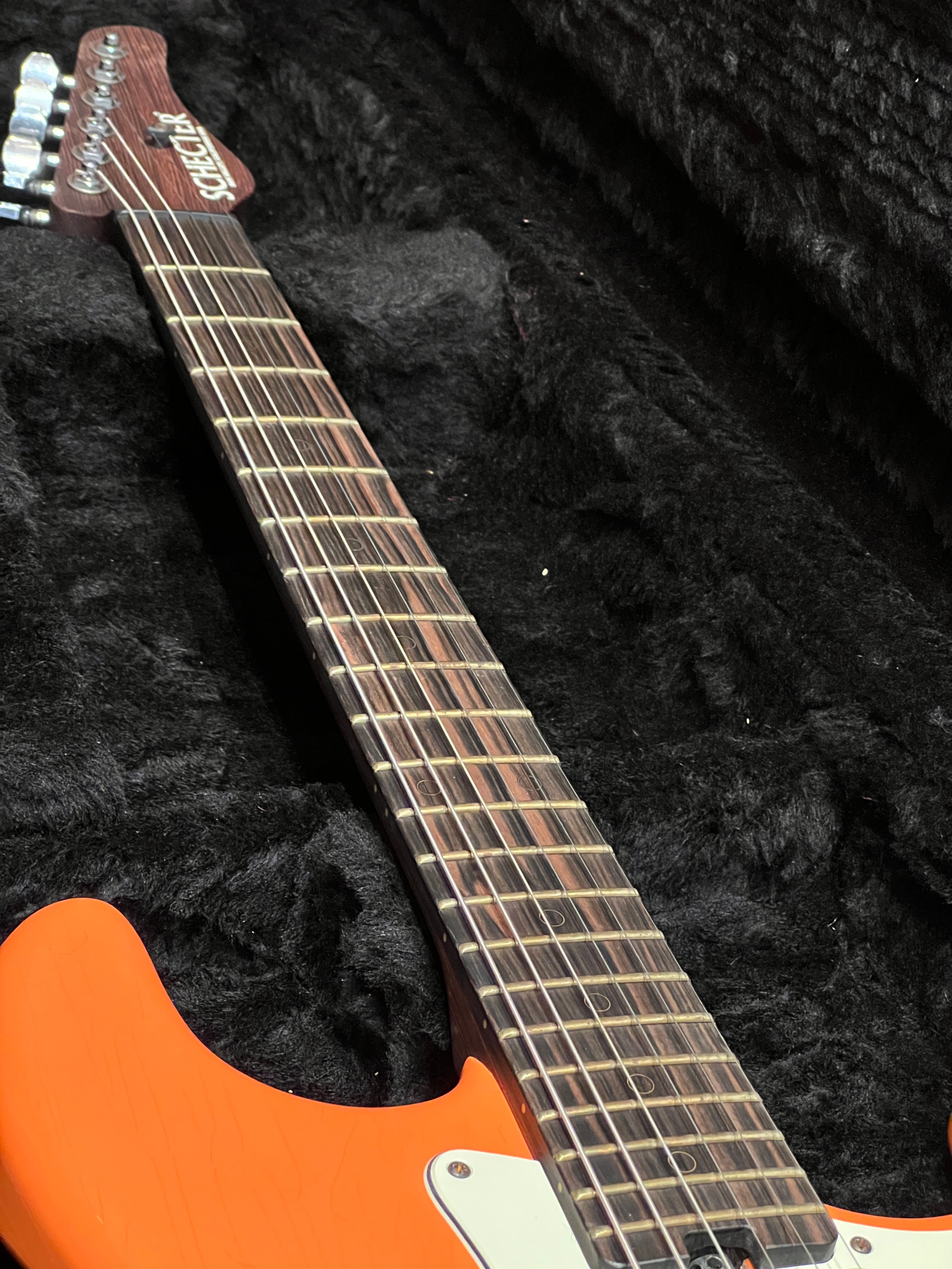 Schecter USA Signature Nick Johnston Signature - Wembley Atomic
