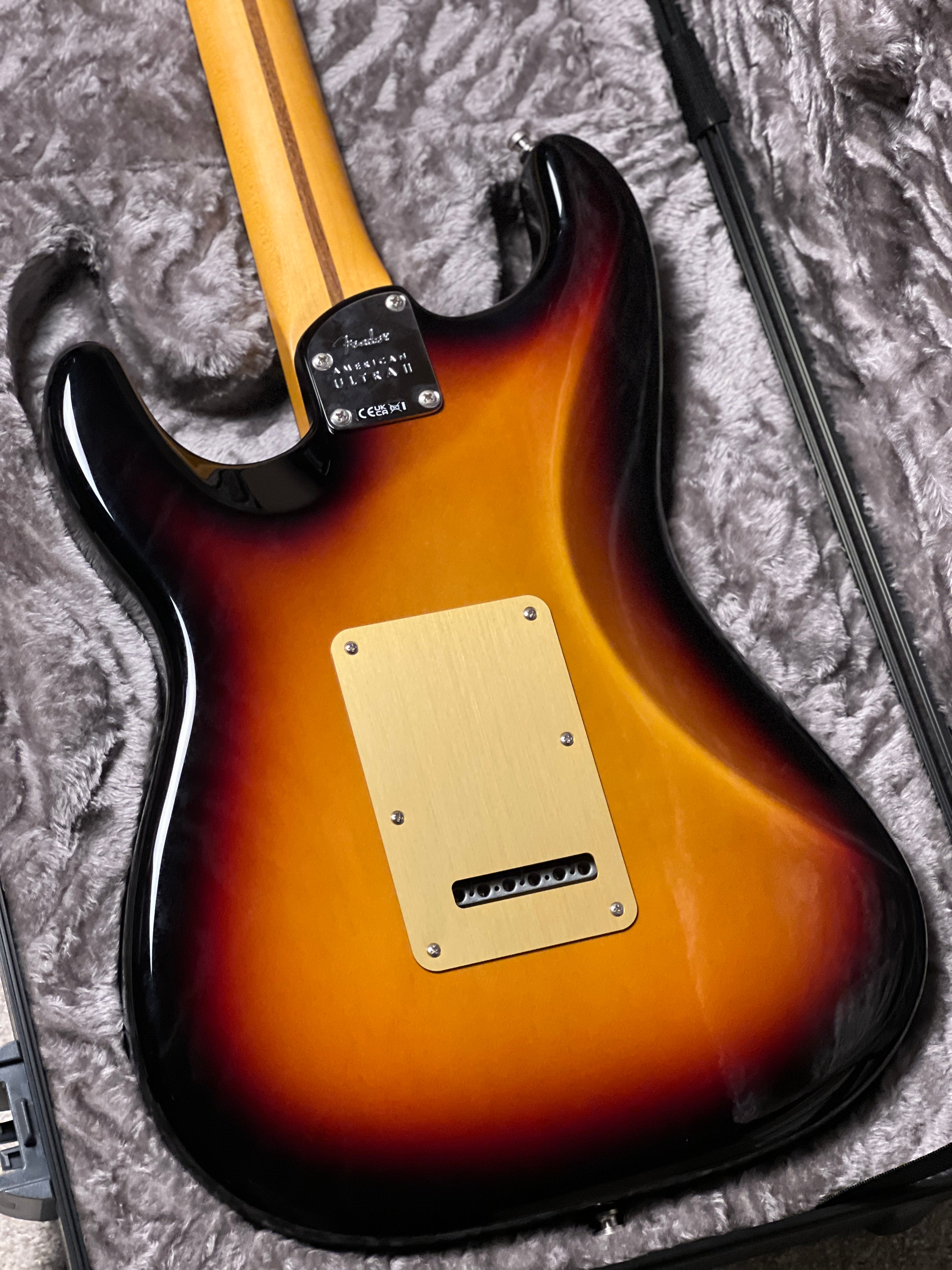 Fender American Ultra II Stratocaster HSS with Ebony FB in