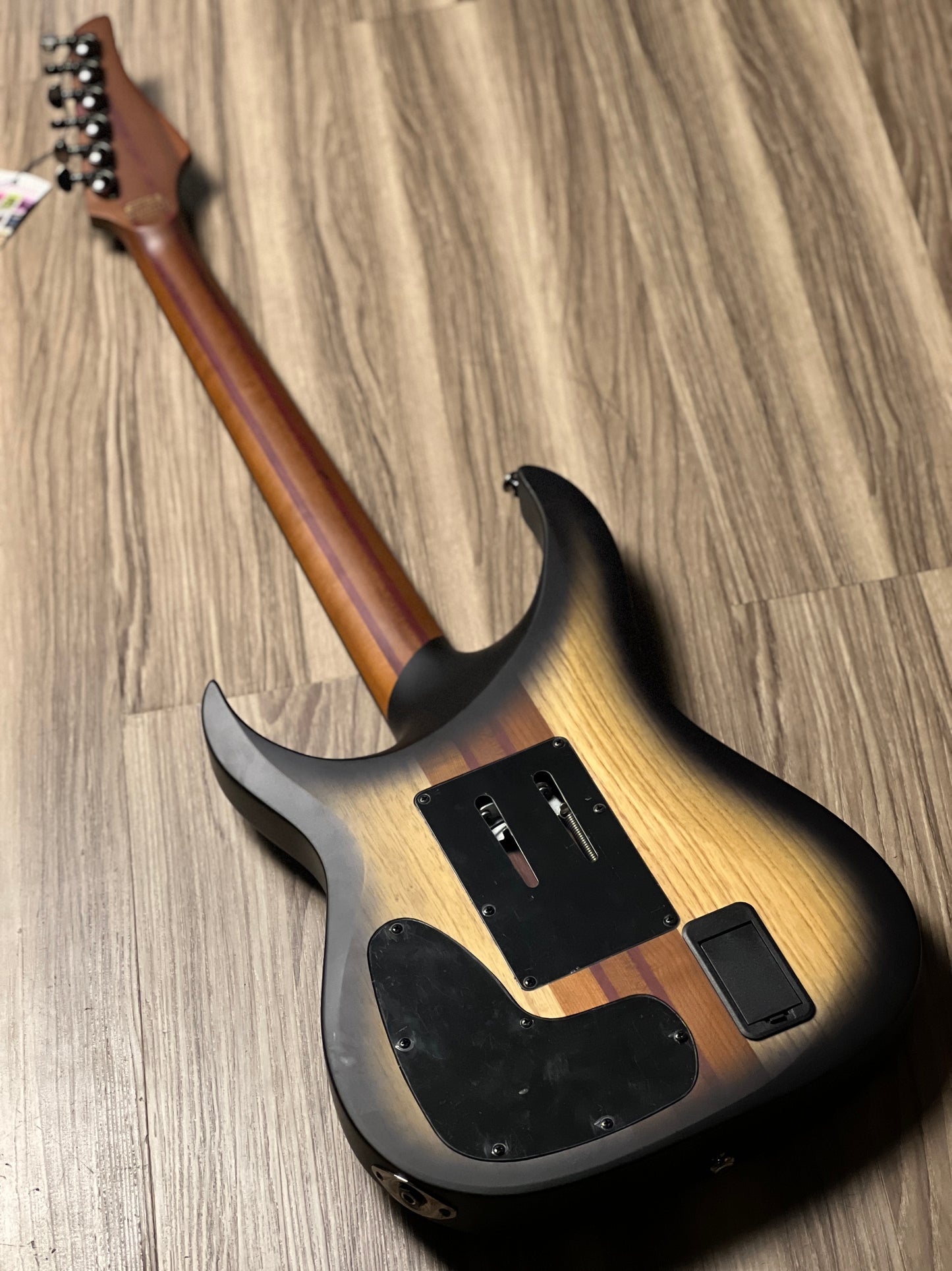 Schecter Banshee Mach-6 FR-S in Ember Burst W21080143