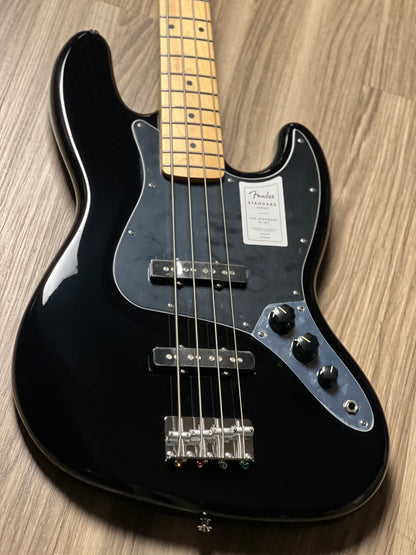 Fender Standard Jazz Bass with Maple FB in Black