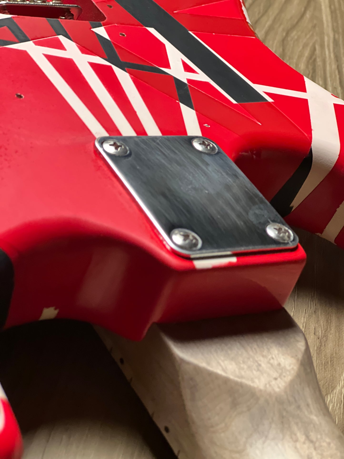 SLX Hawk Antique 5150 Eddie Van Halen Frankenstrat Tribute