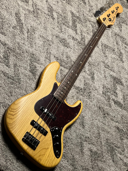 Fender MIJ Limited Jazz Bass Guitar with RW FB in Raw Ash Vintage Natural JD25010606