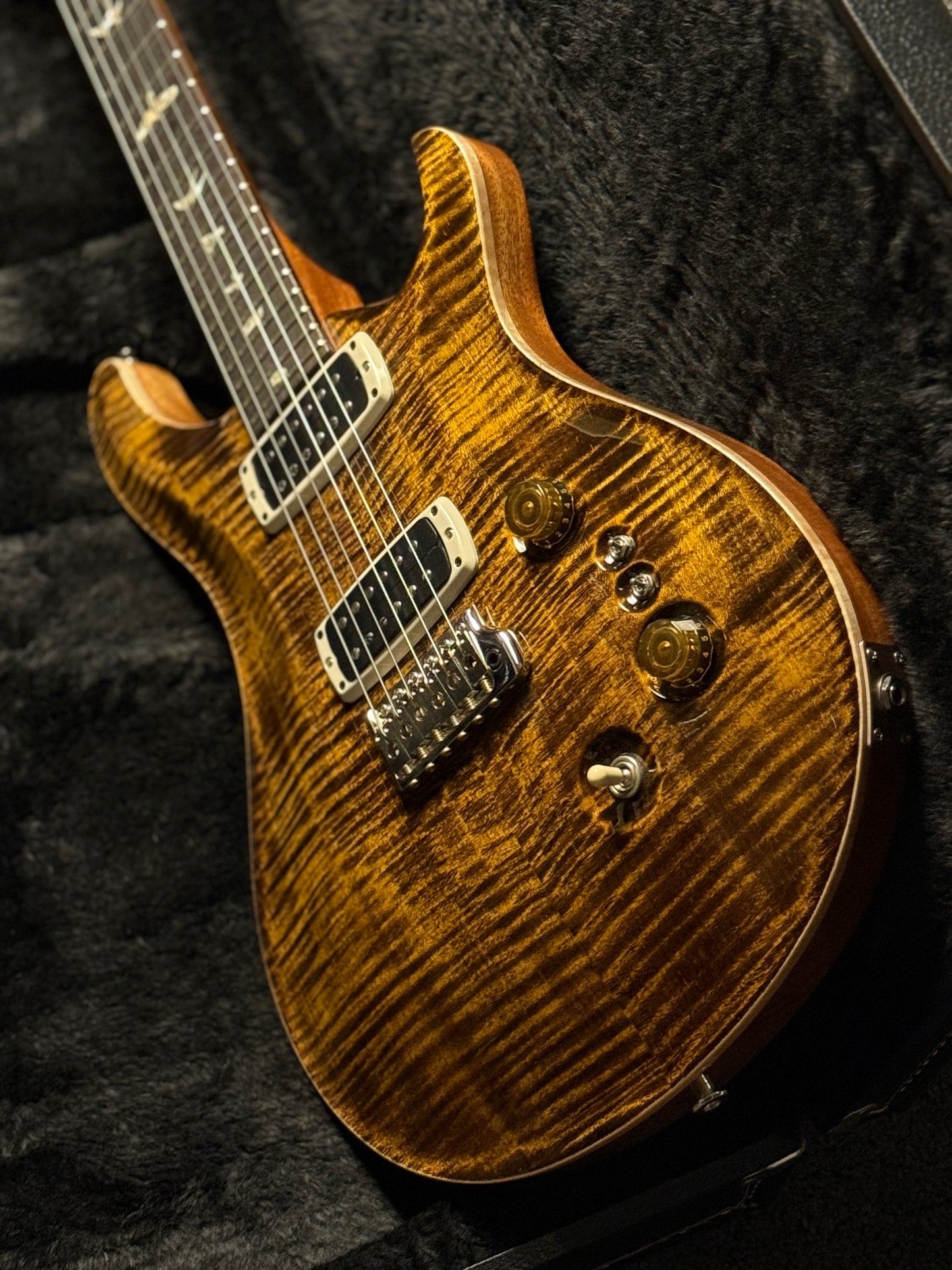 PRS Custom 24-08 2024 in Yellow Tiger 0380048