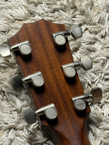 Taylor American Dream AD17e Acoustic Electric สีดำท็อป 