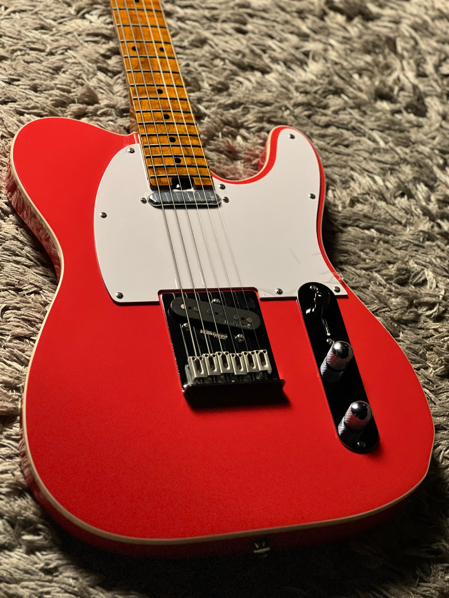 Soloking MT-1 Vintage FMN with Roasted Flame Maple Neck in Fiesta Red Nafiri Special Run