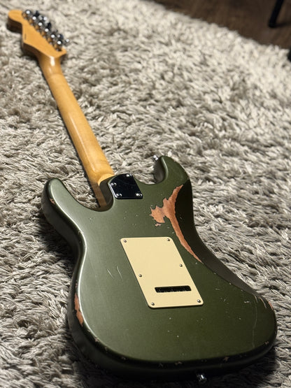 Dhatarattha Classic DST HSS in Godwood Green over Sunburst with Rosewood FB and Nitrocellulose Lacquer Relic