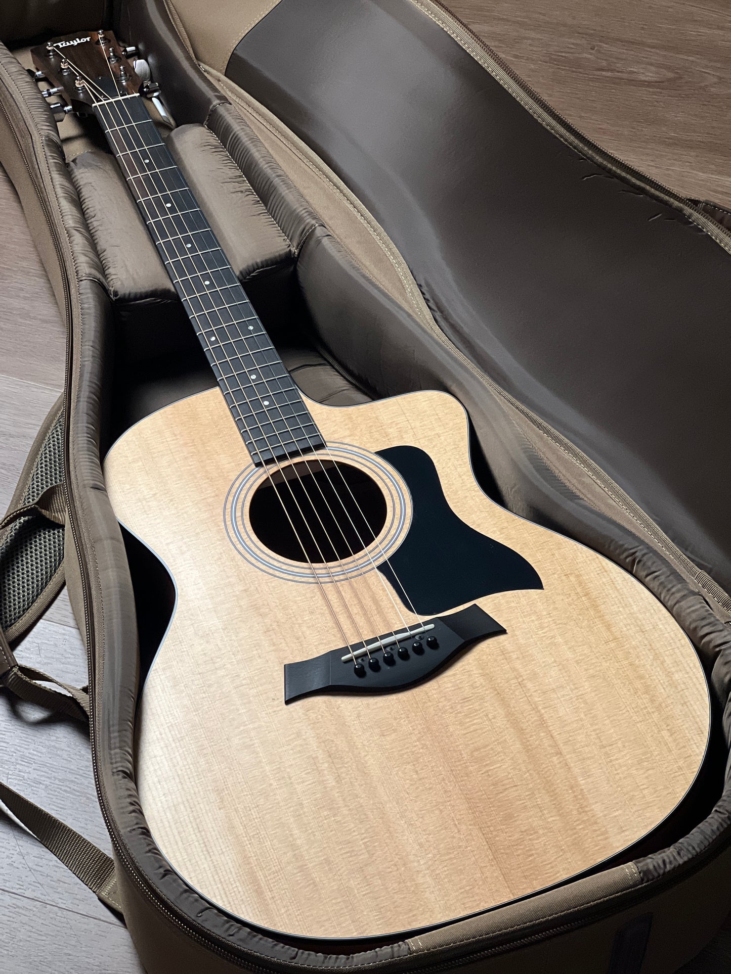 Taylor 114ce Grand Auditorium Acoustic Guitar w/Bag in Sapele/Spruce