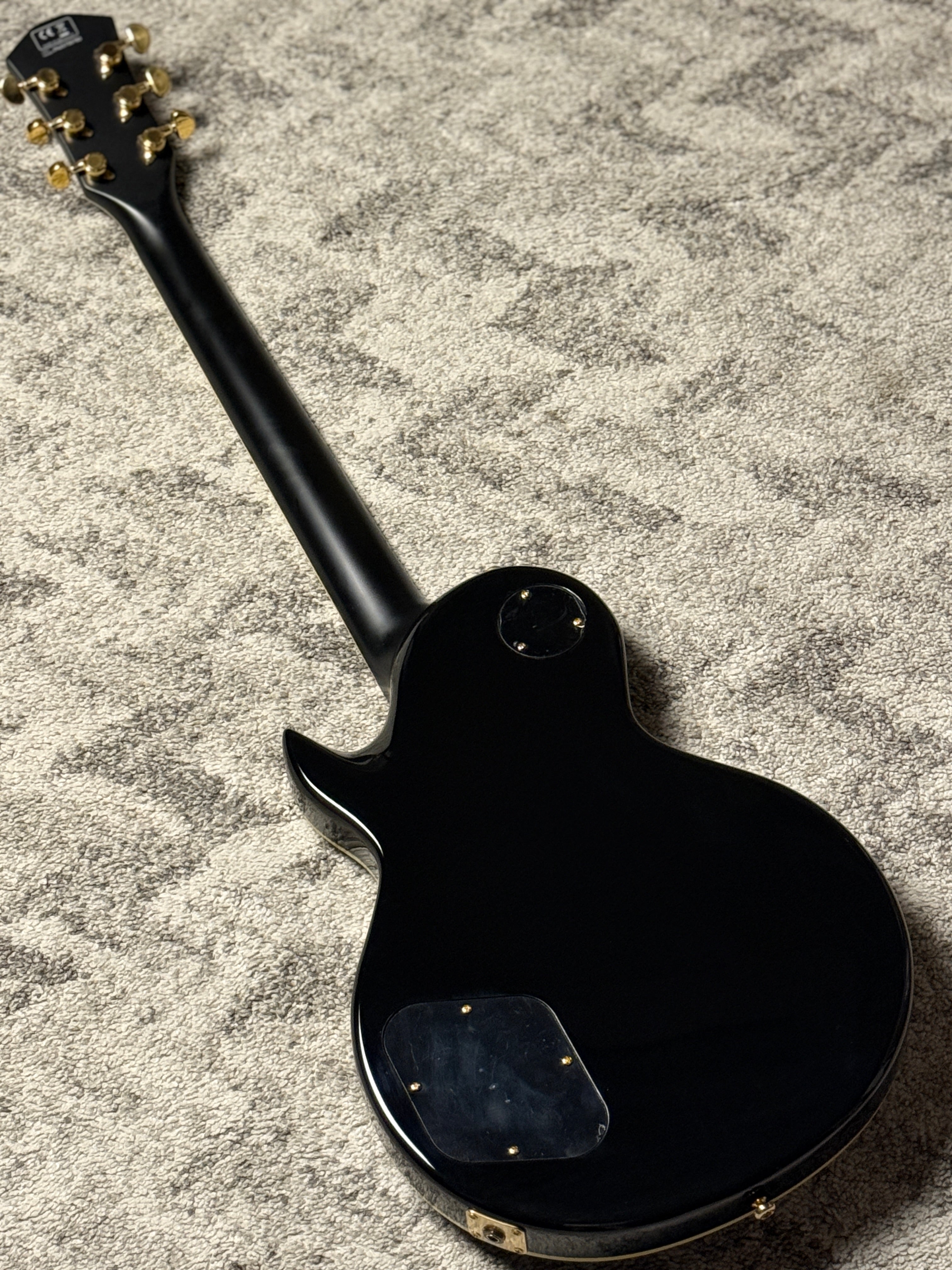 Sire 335 Larry Carltonブラック Sire Larry Carlton L7 in Black – nafiriguitar.com