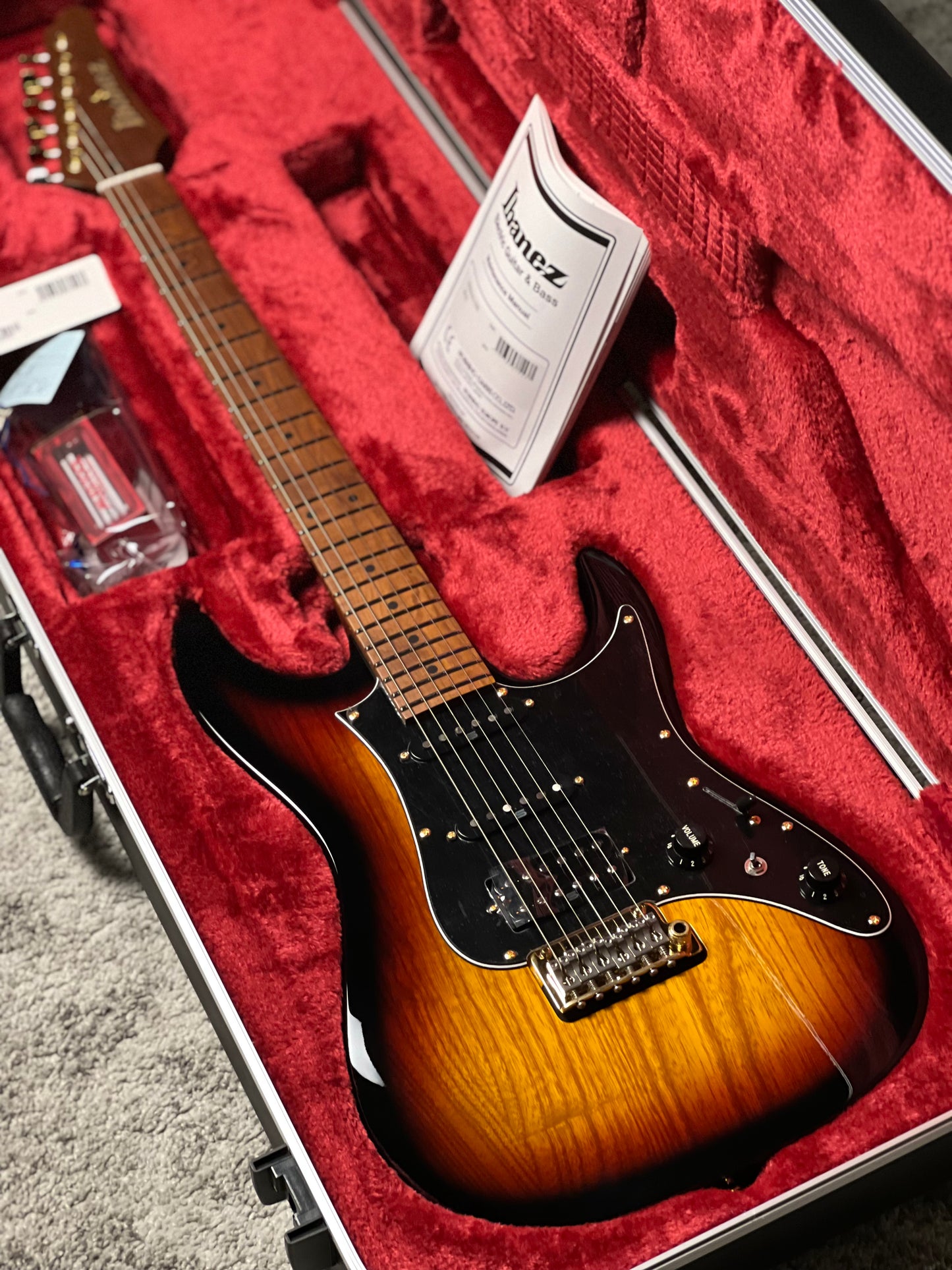 Ibanez Prestige AZ2204AG-TFB w/Case in Tri Fade Burst F2533630