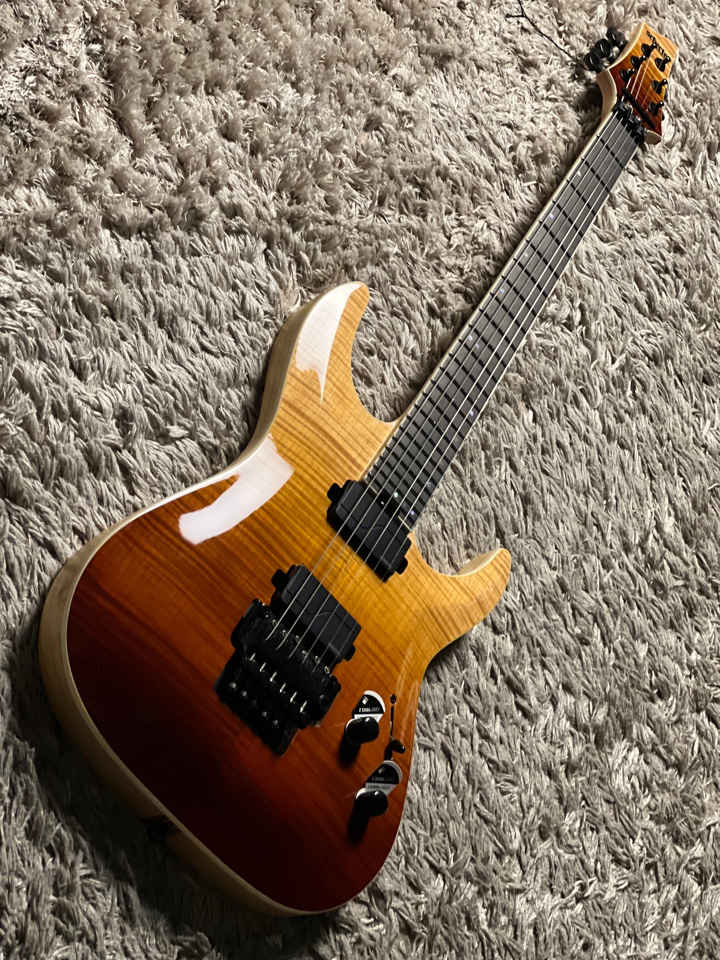 Schecter C-1 FR SLS Elite in Antique Fade Burst