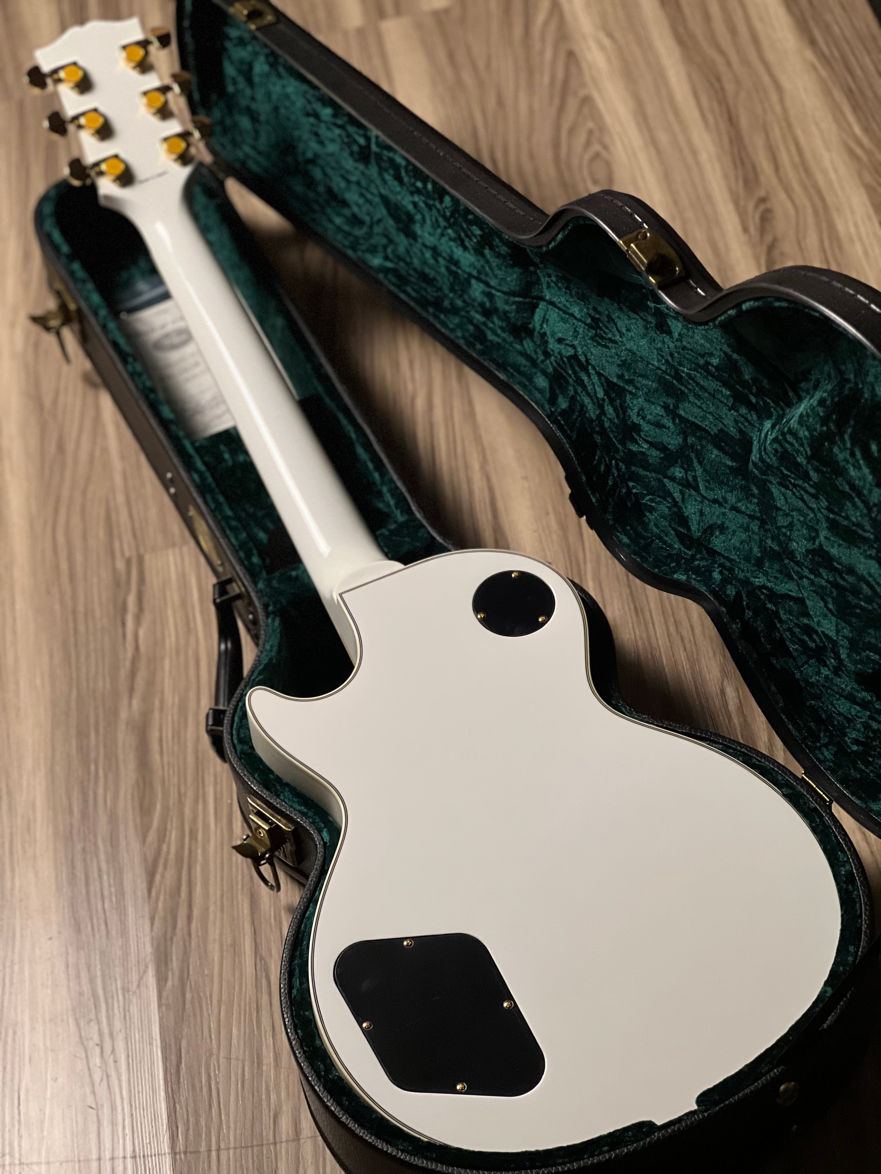 Tokai Love Rock Japan LC-101S in Snow White 2551197 – nafiriguitar.com