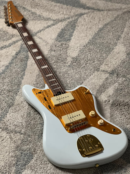 Soloking JM40 Offset Deluxe in Polar White with Gold Hardware