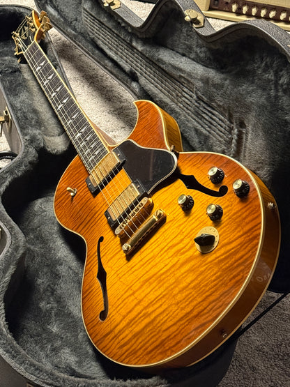 Gibson ES-137 Custom in Lightburst 02583721 (USED)