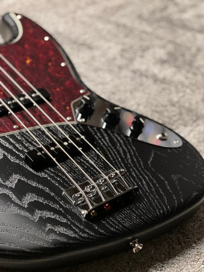 Fender MIJ Limited Jazz Bass with RW FB in Raw Ash Black JD25016284