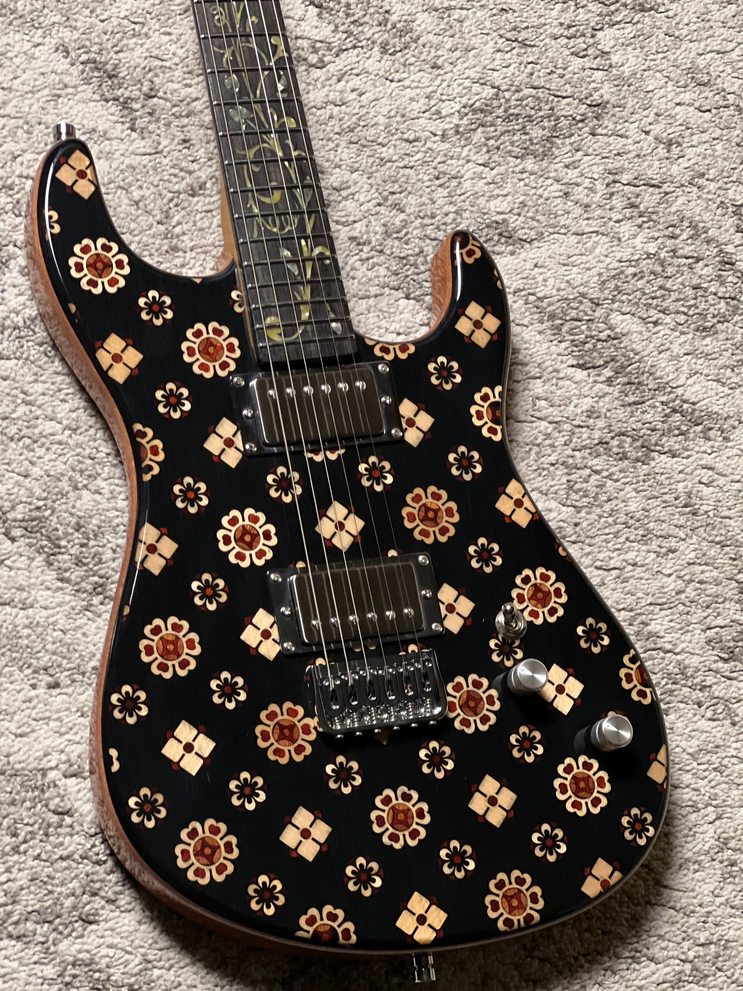 Dhatarattha Custom DST HH in Black Monogram with Rosewood FB