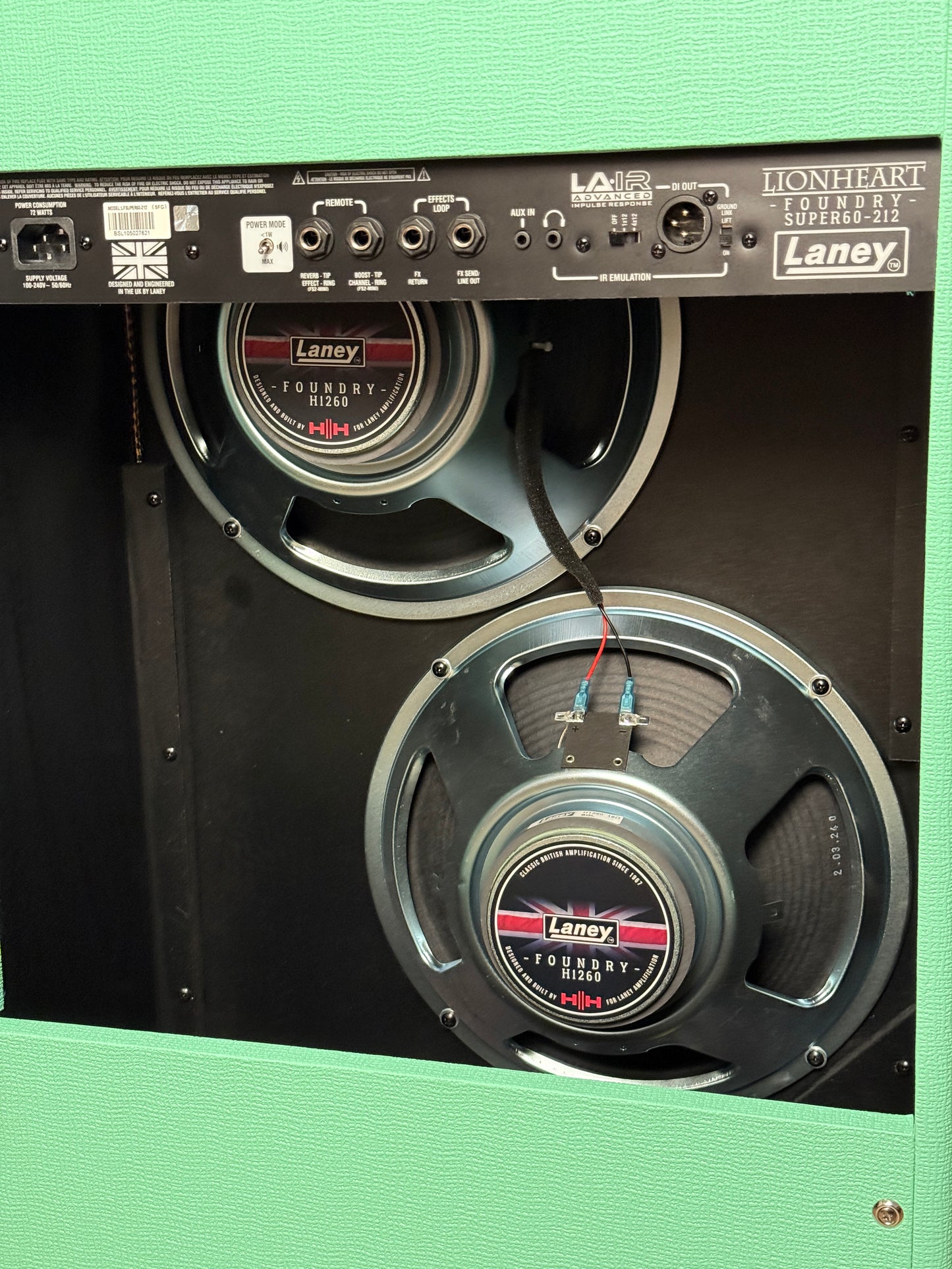 Laney LF Super 60-212 60-watt 2 x 12-inch in Seafoam Green