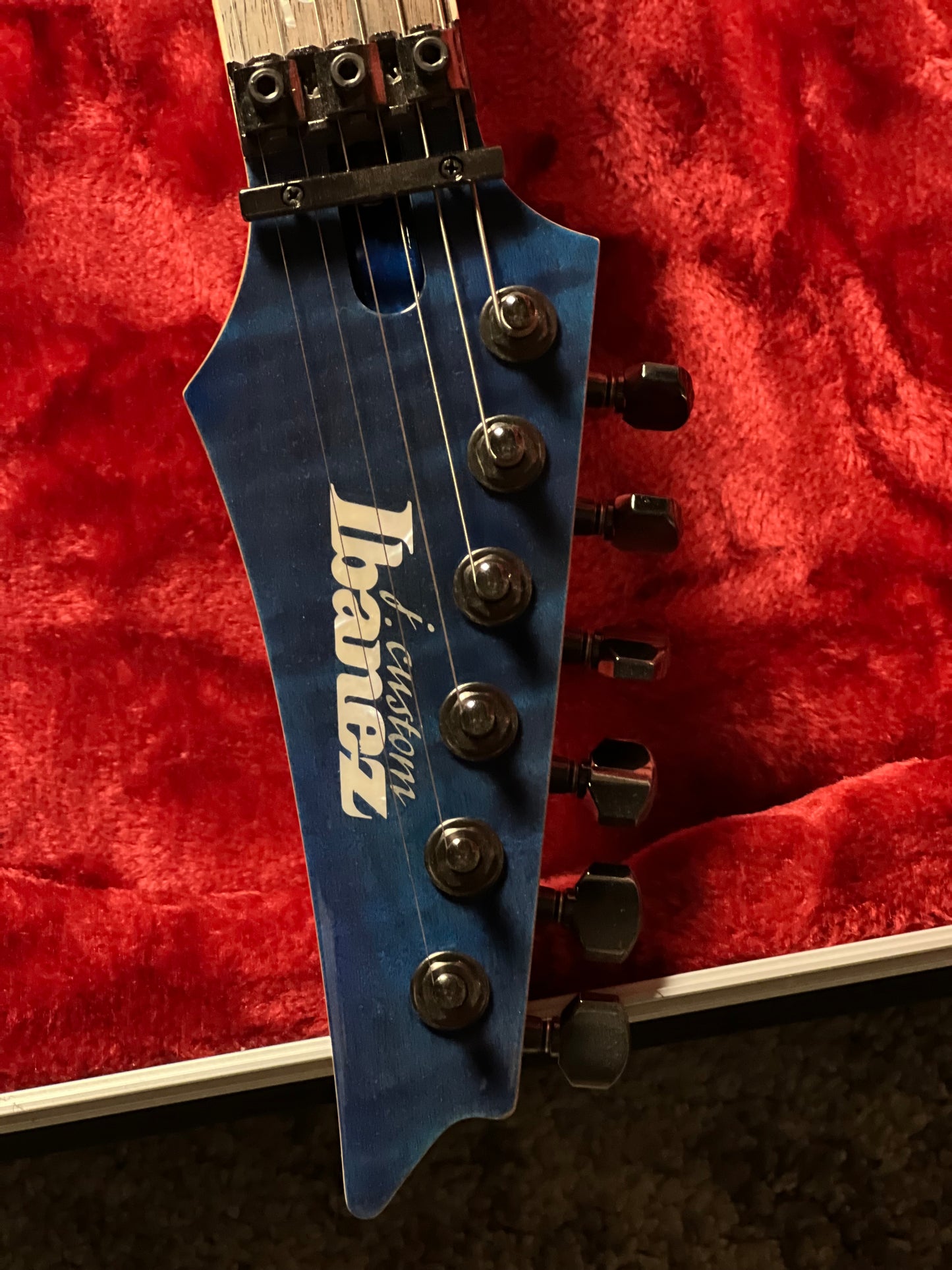 Ibanez RG8570-RBS w/Case in Royal Blue Sapphire F2429332