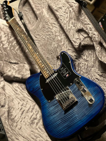 Fender American Ultra Limited Edition Telecaster with Ebony FB In Denim Burst US21016301