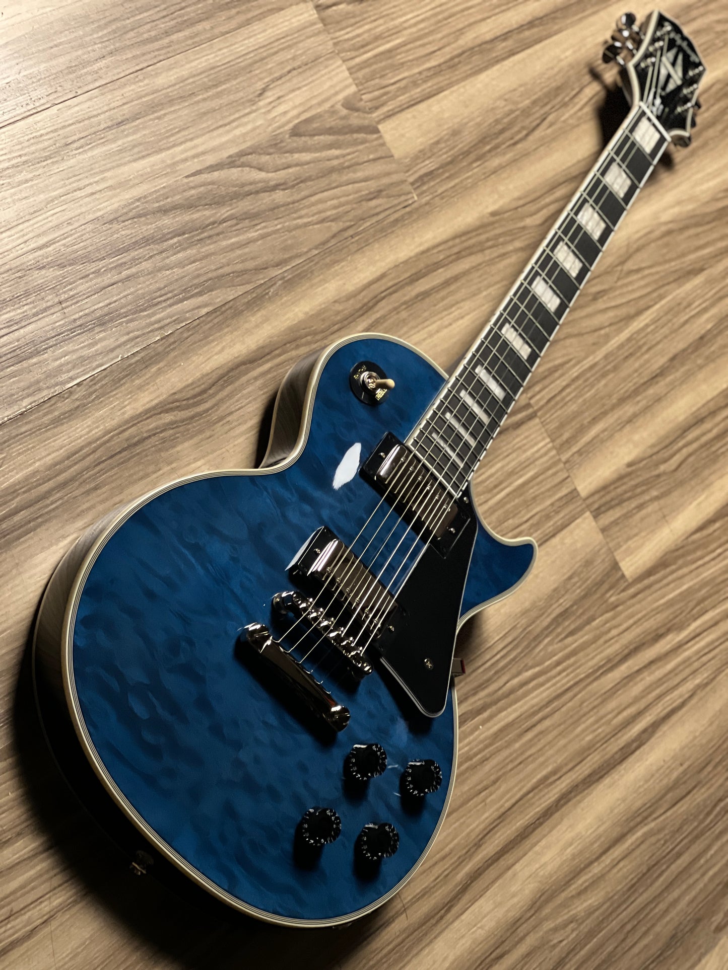 Epiphone Les Paul Custom Quilt in Viper Blue w/Premium GigBag