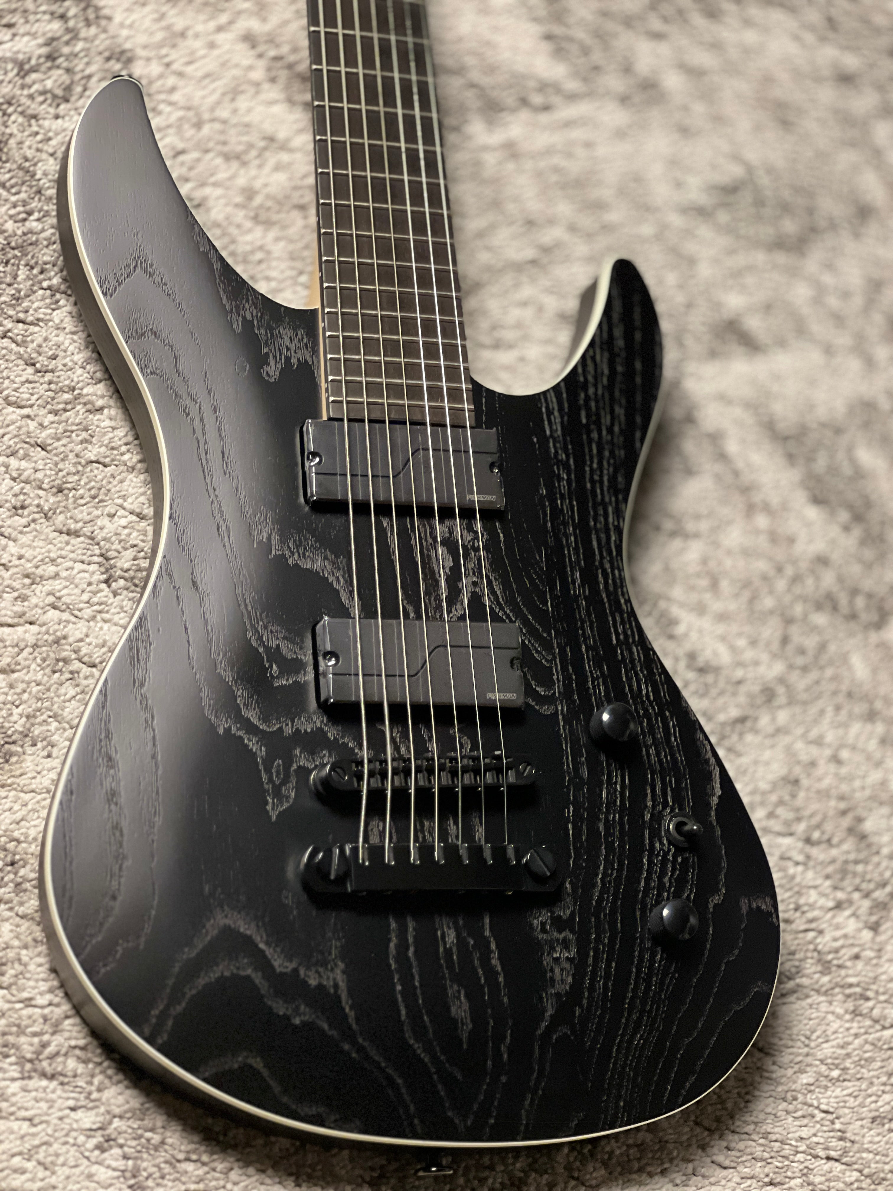 Fujigen FGN JMY72-ASH-E/OPB in Open Pore Black – nafiriguitar.com