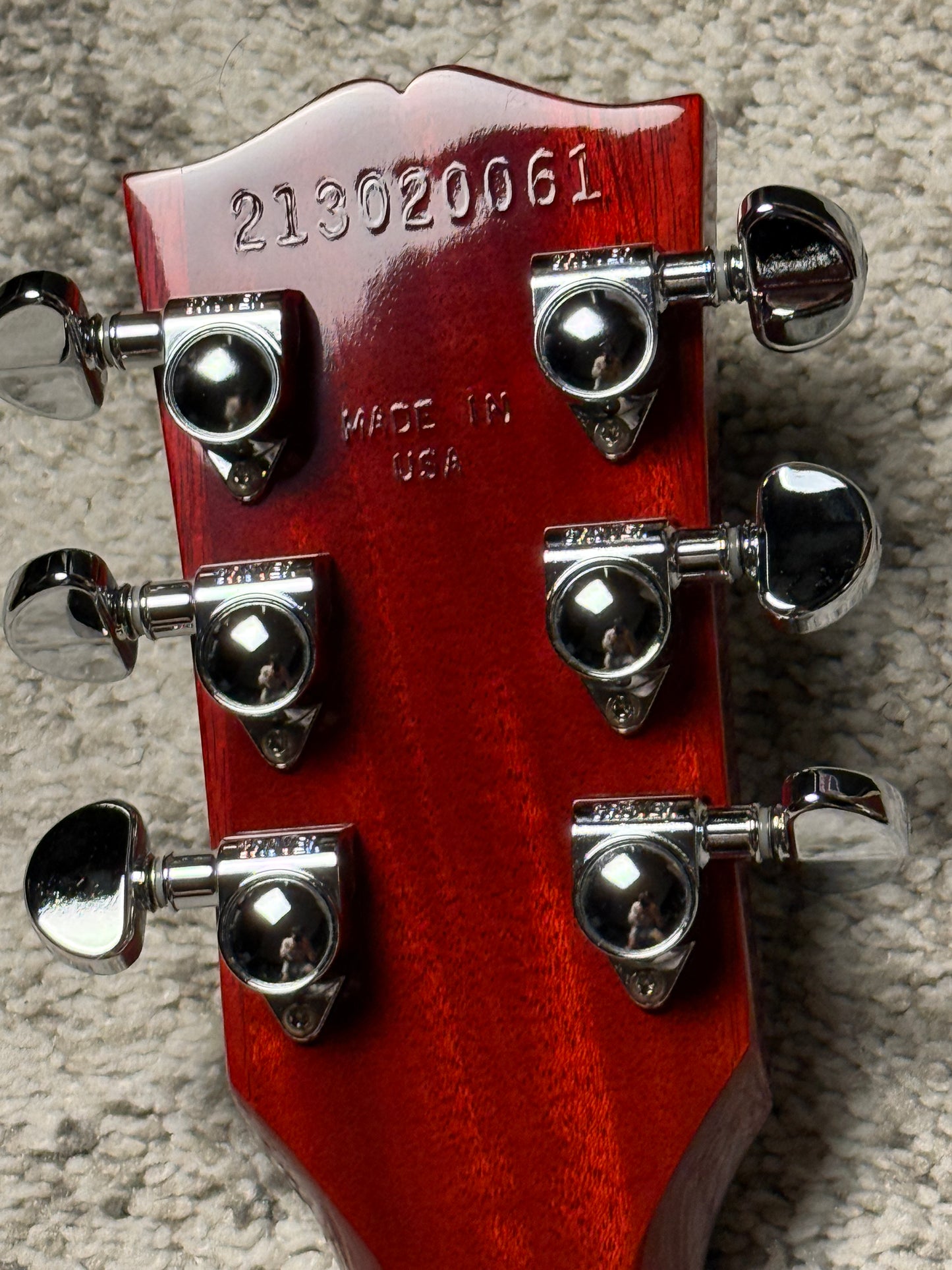 Gibson SG Standard in Heritage Cherry with Gigbag 213020061