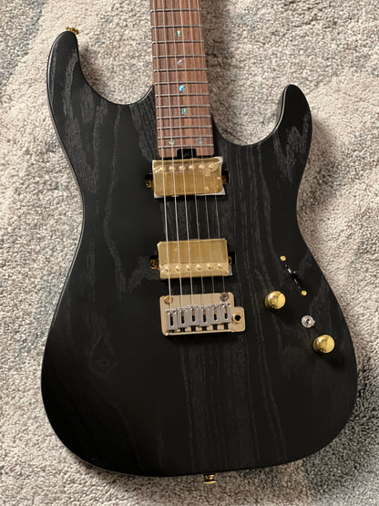 Soloking MS-1 Custom 24 HH Ash Gold Hardware in Open Pore Matte Black Limited Edition