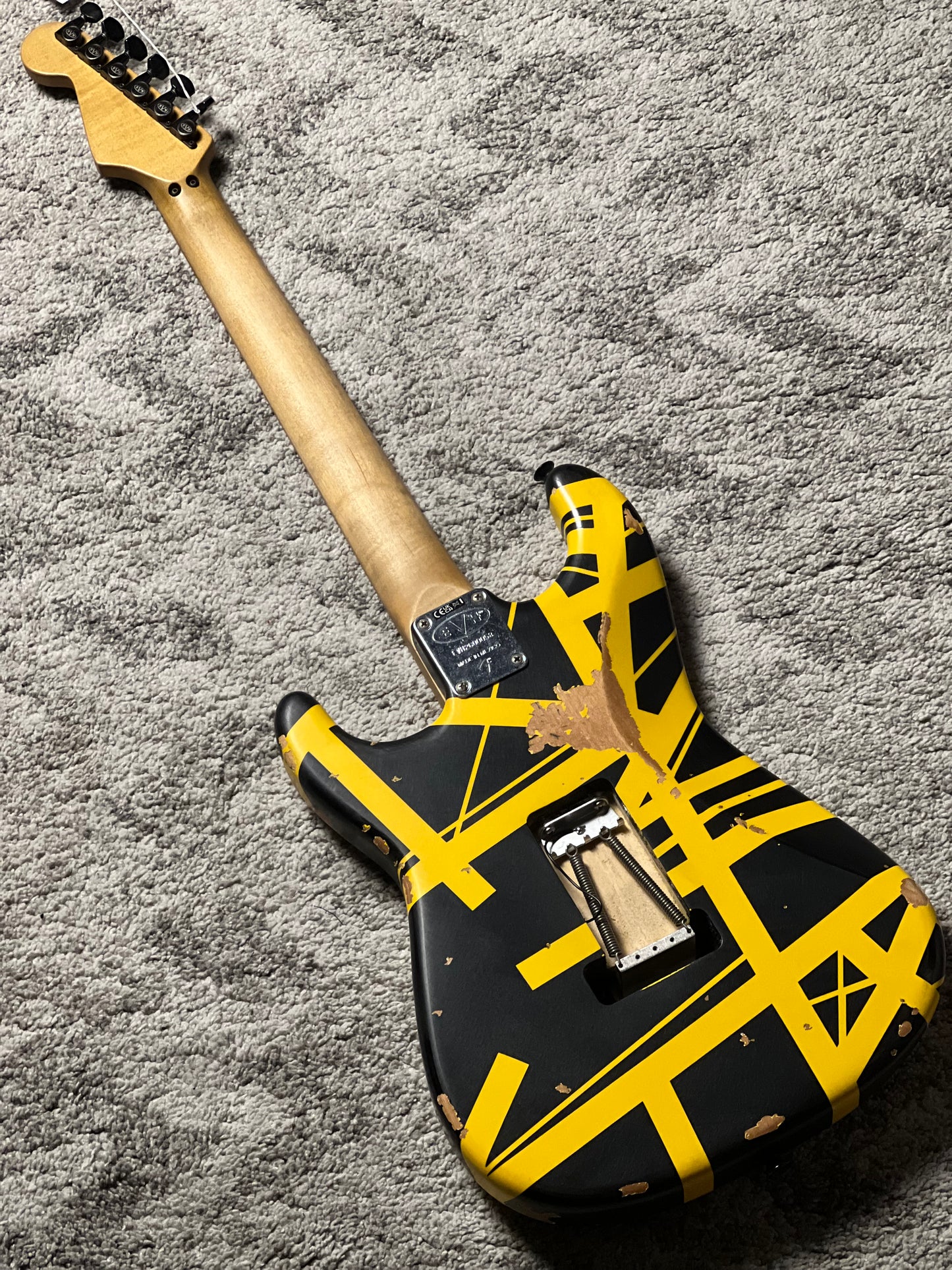 EVH Striped Series Frankenstein Frankie in Black w/Yellow Stripes