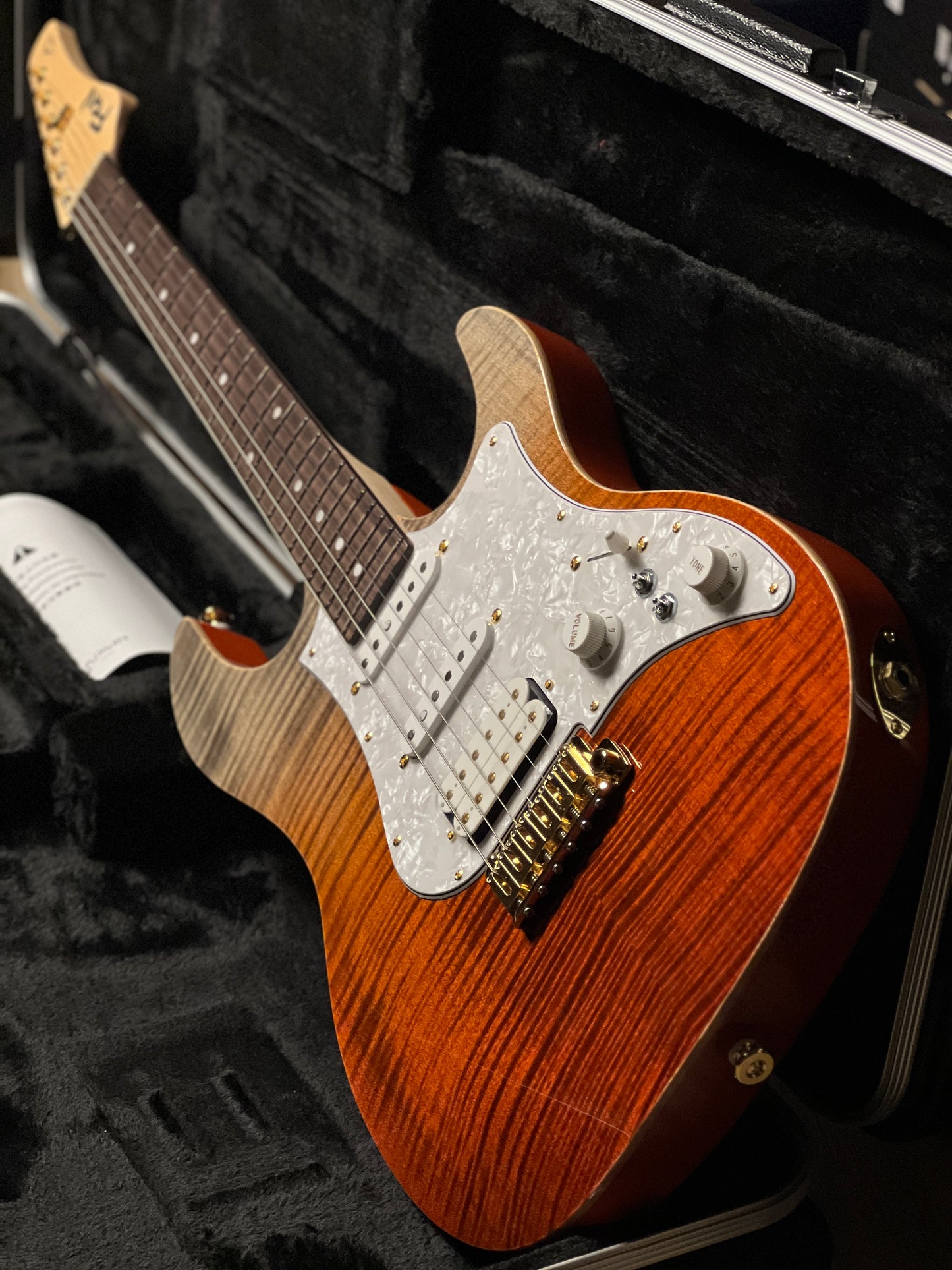 Fujigen FGN Expert EOS2-FM-R Odyssey in Ripe Kaki Gradation J230350