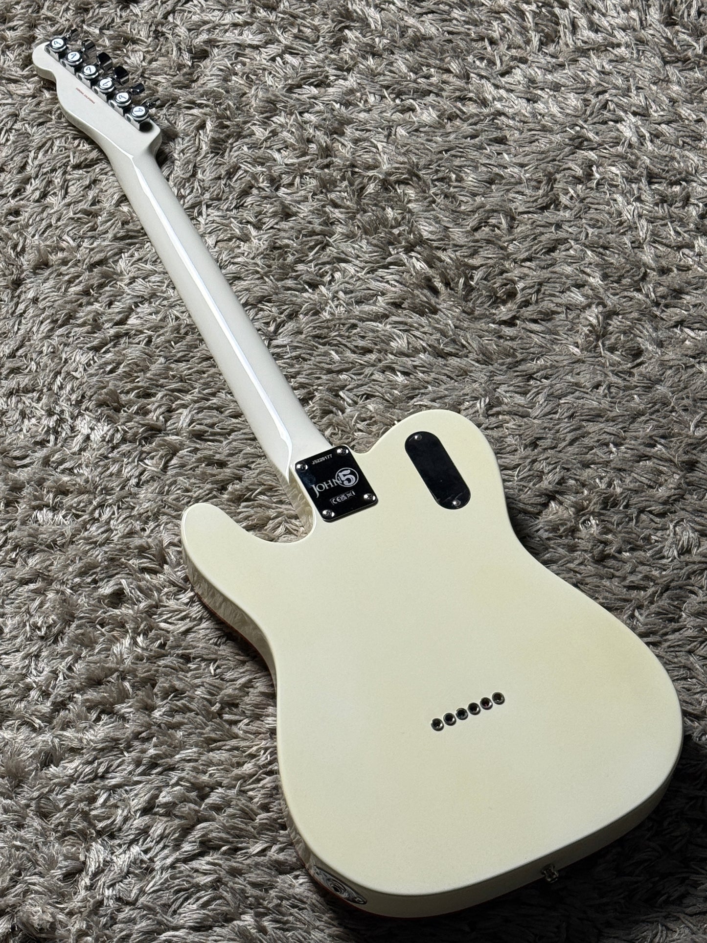 Fender John 5 Ghost Telecaster with Maple FB in Arctic White J5220177