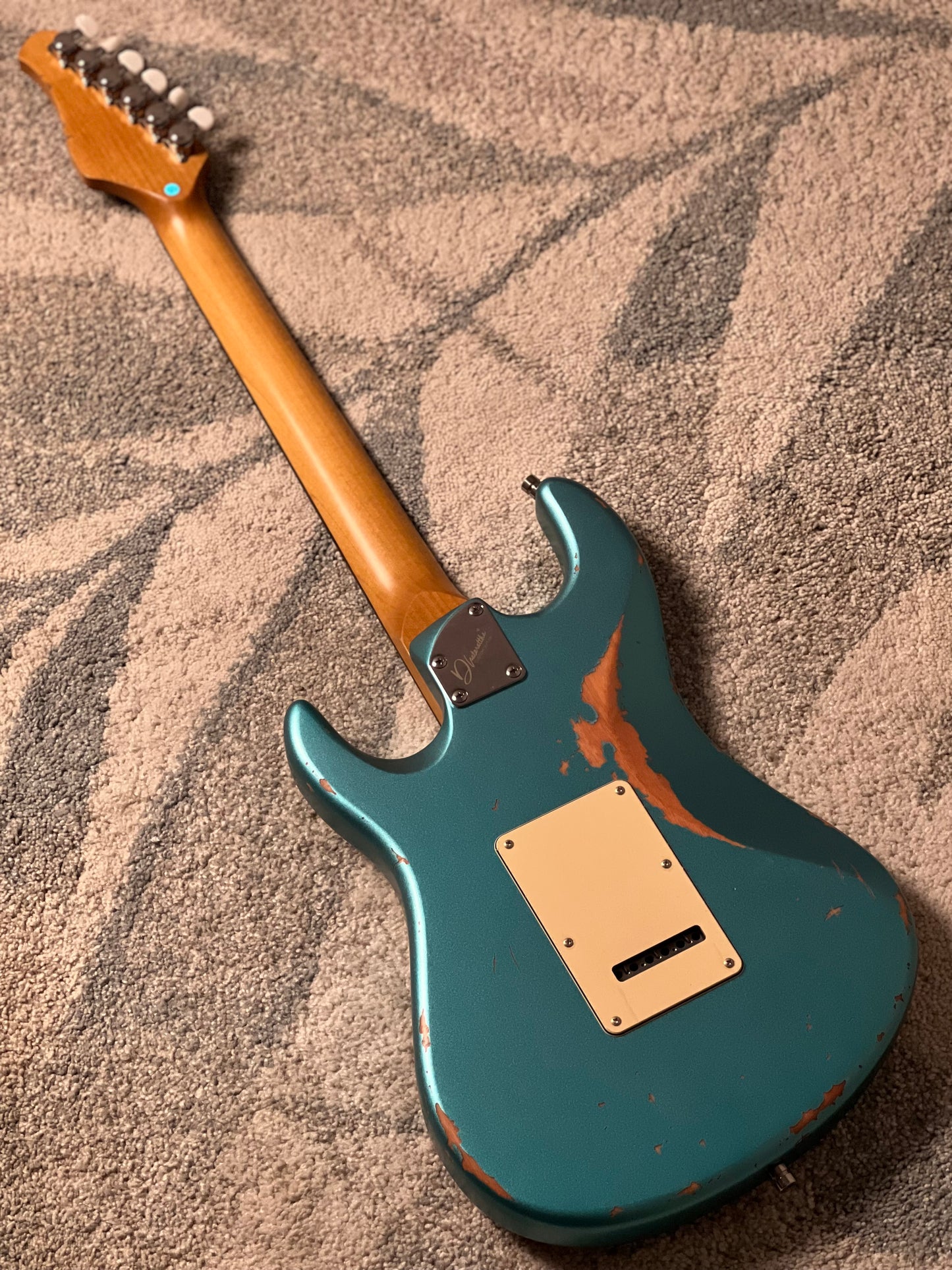 Dhatarattha Performance DST HSS in Ocean Turquoise over Pink Paisley with RW FB