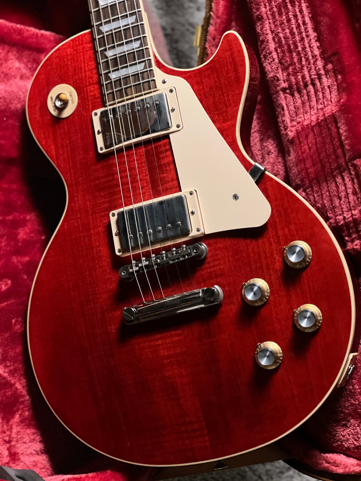Gibson Les Paul Standard 60s Figured Top in 60s Cherry with Case 228230249