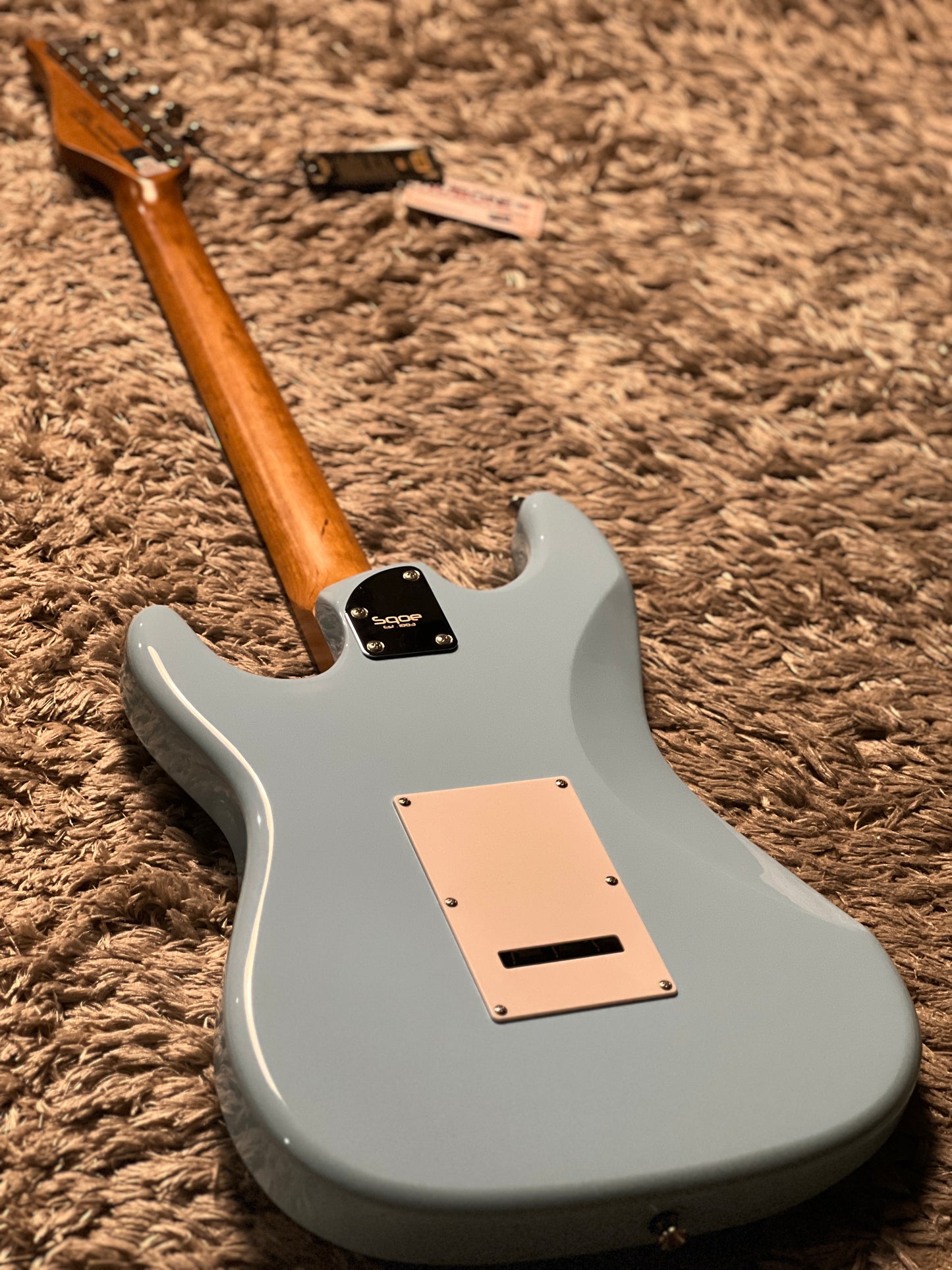 SQOE SEST700 HSS Roasted Maple Series in Sonic Blue